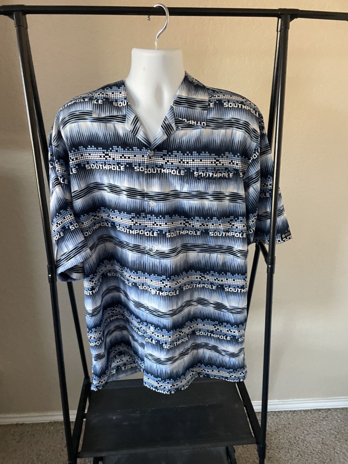 Southpole Southpole SS shirt Size US L / EU 52-54 / 3 - 1 Thumbnail