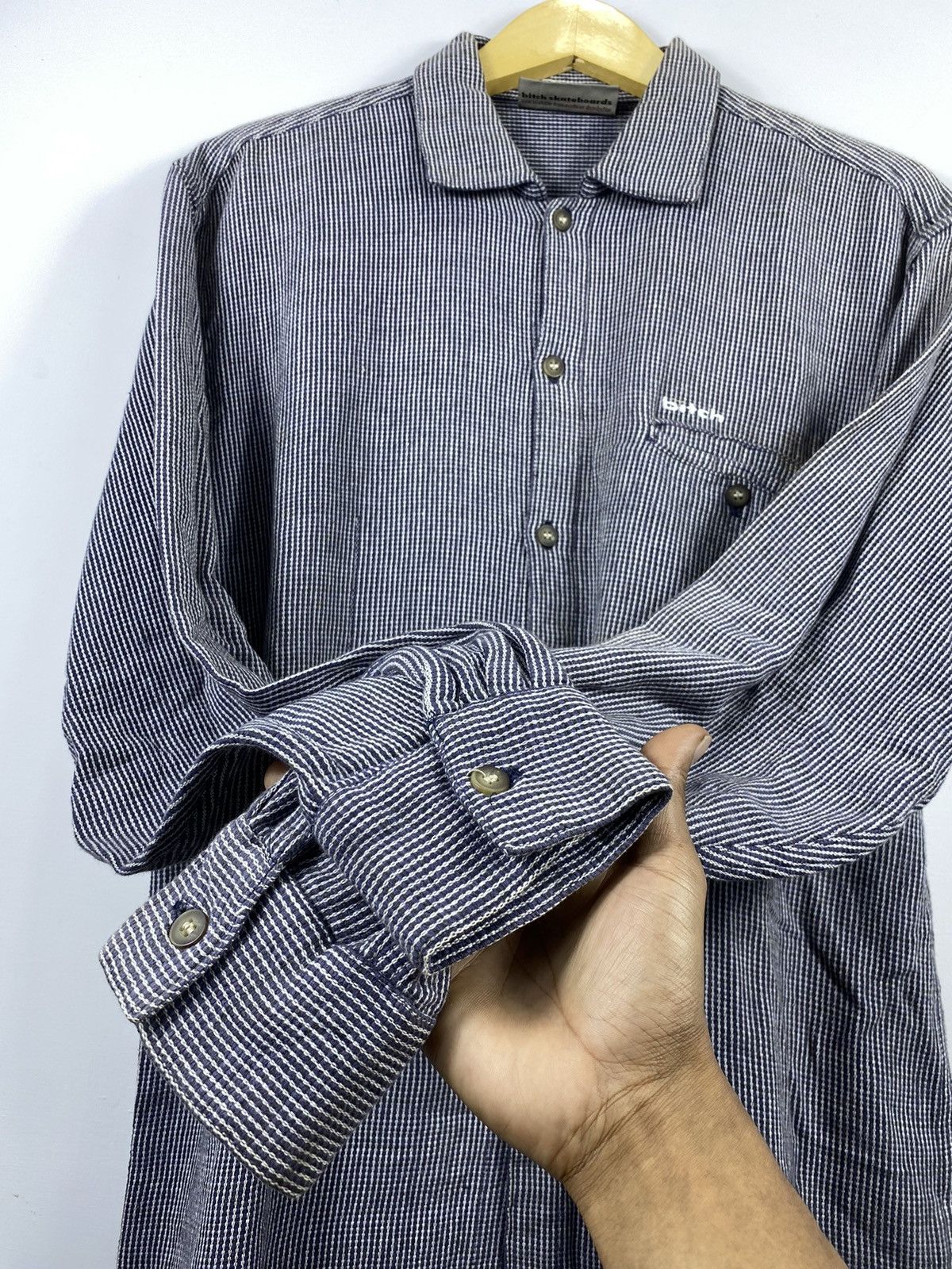 Flannel × Girl Skateboards × Vintage Vintage Plaid tartan flannel Bitch Skateboards Shirt Size US M / EU 48-50 / 2 - 5 Thumbnail