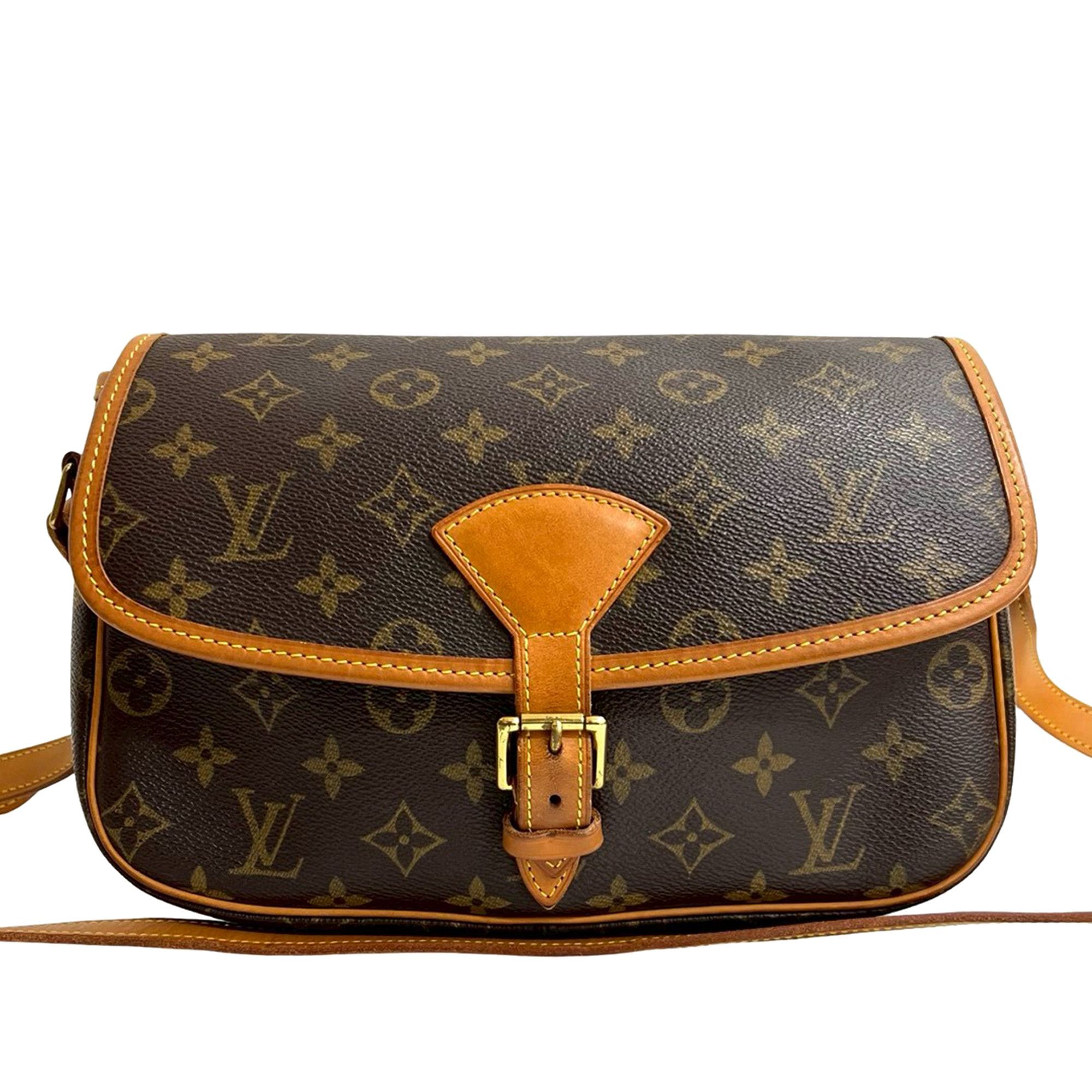 Louis Vuitton Louis Vuitton Monogram Sologne Size ONE SIZE - 1 Thumbnail