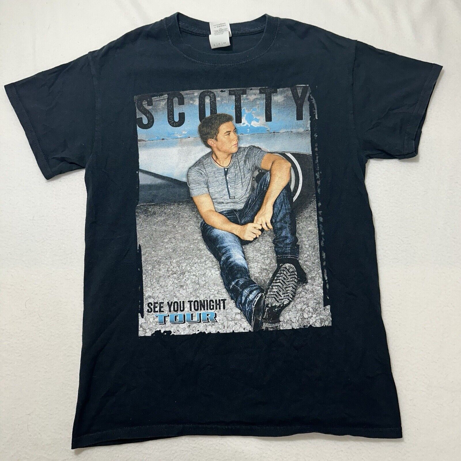 Gildan Scotty McCreery 2018 See You Tonight Tour Adult Small TShirt Size US S / EU 44-46 / 1 - 1 Thumbnail