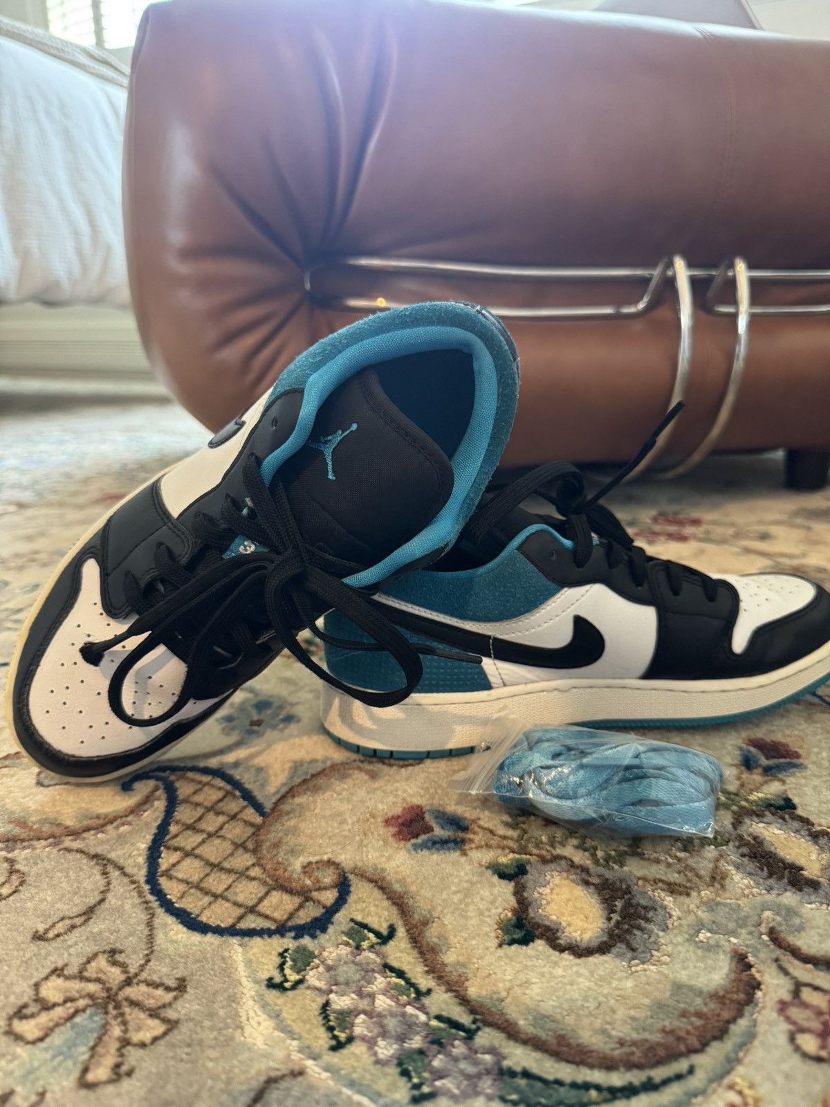 Nike Air Jordan 1 Low SE 'Laser Blue' Size US 6.5 / IT 36.5 - 2 Thumbnail