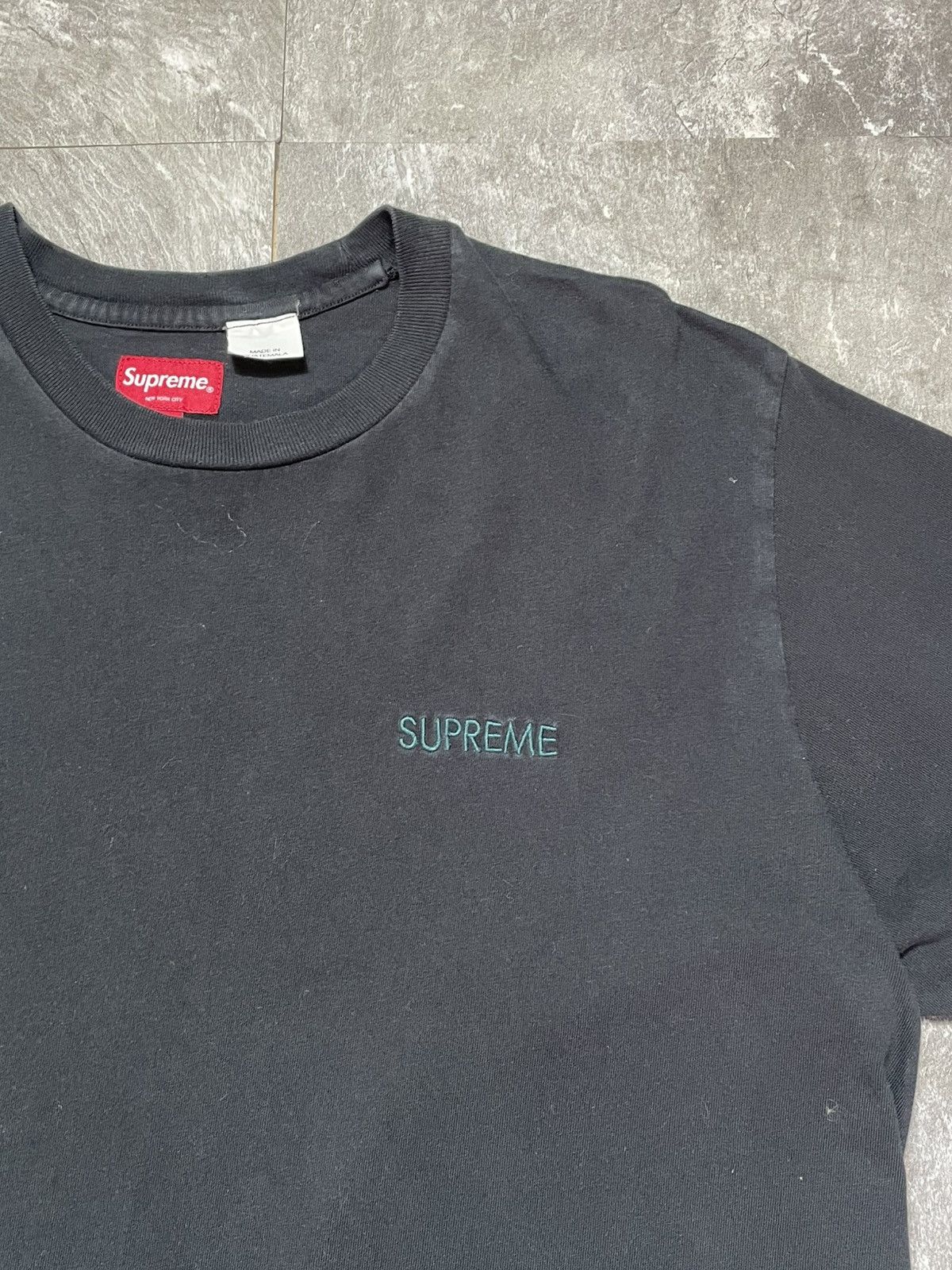Supreme Vintage Supreme New York City Classic Logo tee Size US M / EU 48-50 / 2 - 2 Thumbnail