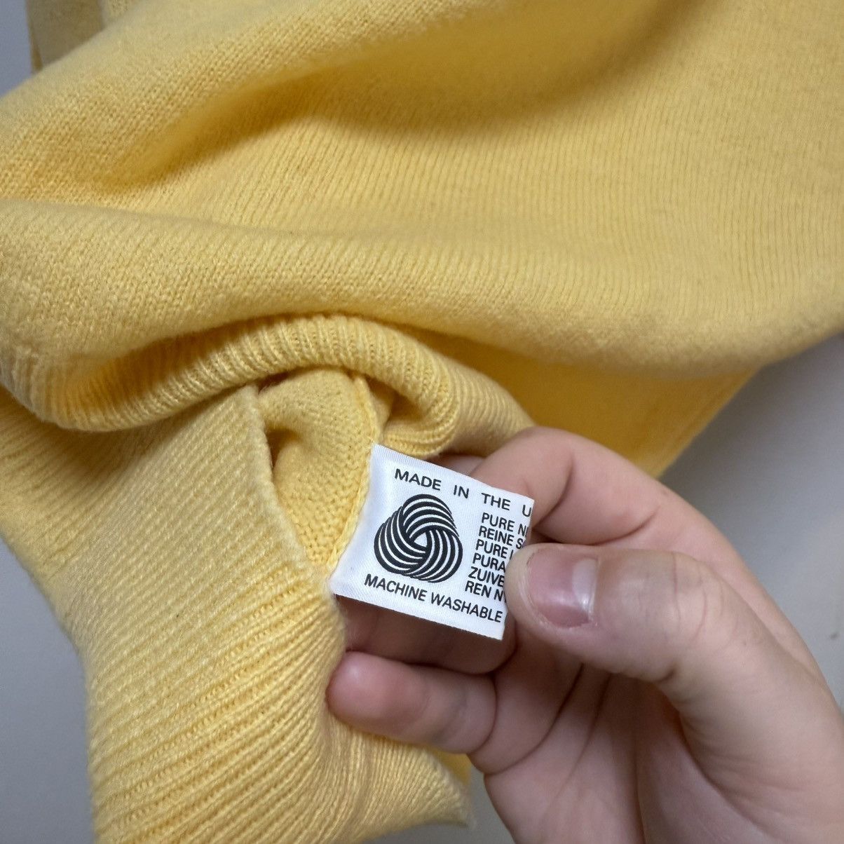 Burberry Vintage Burberry Mini Logo Lambs Wool Sweater XL Size US XL / EU 56 / 4 - 5 Thumbnail
