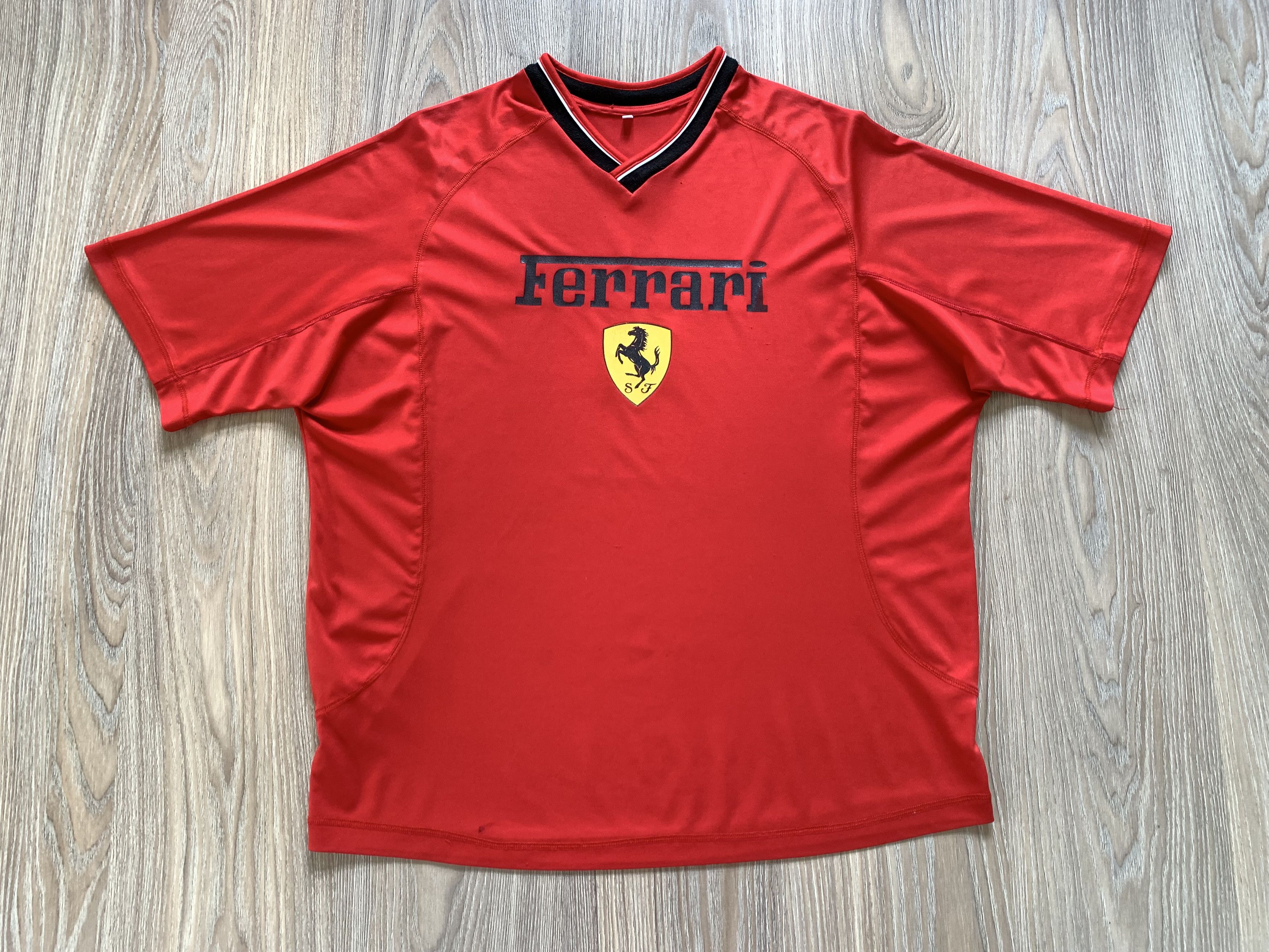 Ferrari Rare Vintage Ferrari V Neck Printed T-Shirt Size US L / EU 52-54 / 3 - 2 Thumbnail