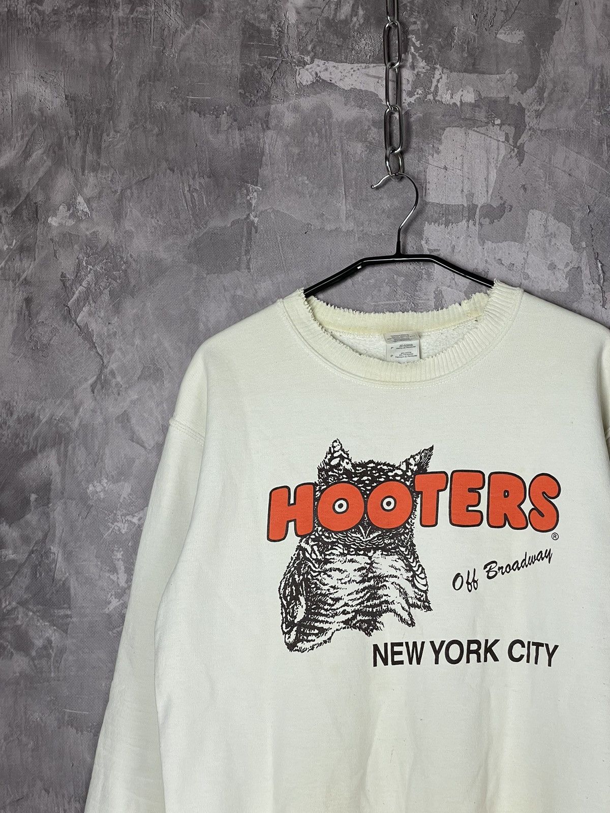 Band Tees × Vintage Vintage Hooters crewneck Size US S / EU 44-46 / 1 - 3 Thumbnail