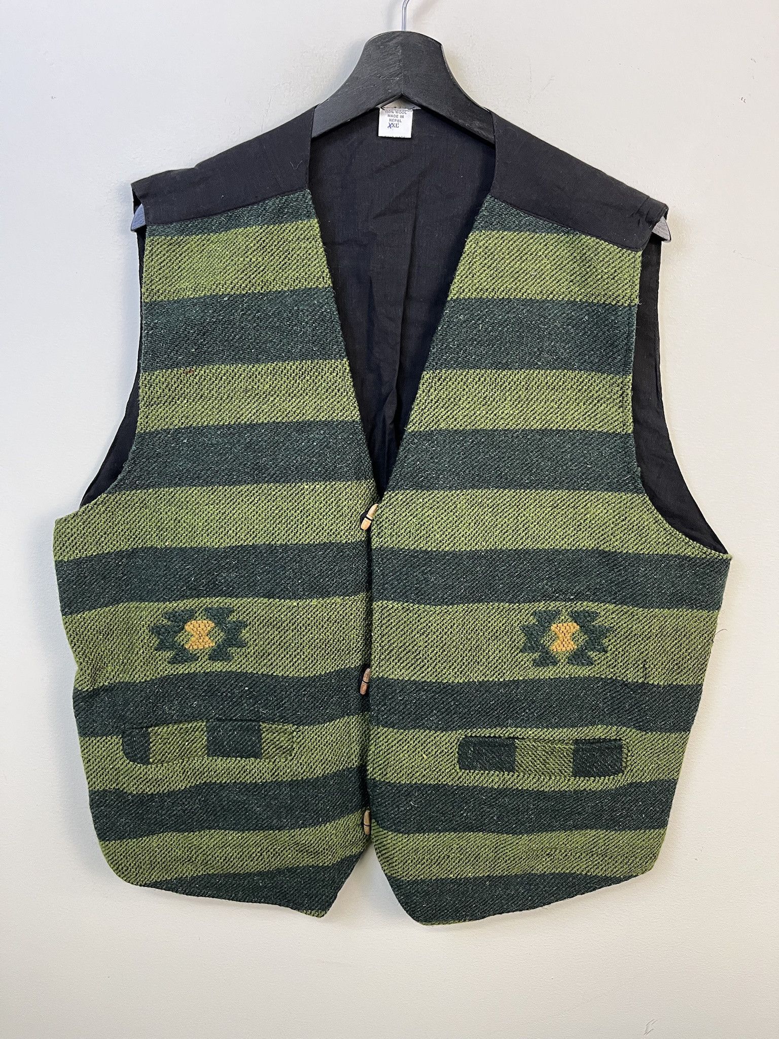 Vintage Vintage Vest 1980s Nepalese Hand Made Green Striped Vest Size XXL Size US XXL / EU 58 / 5 - 1 Thumbnail