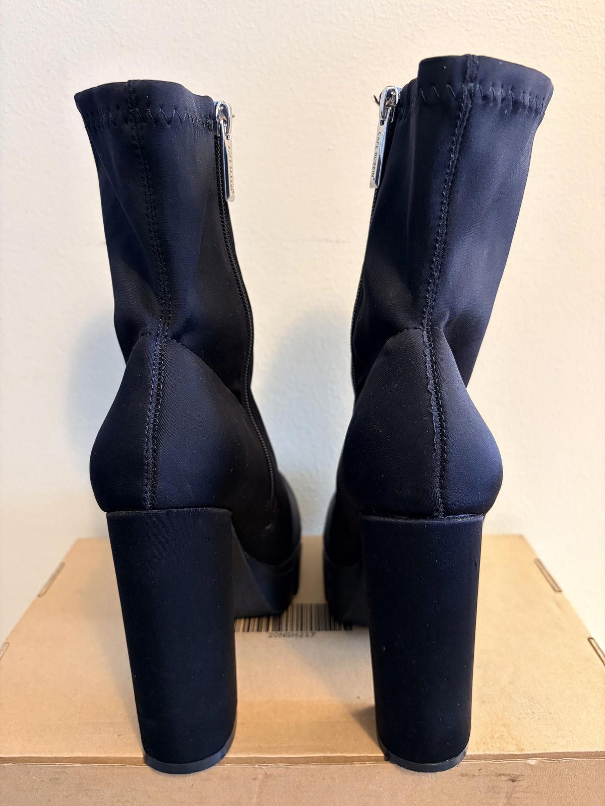 Other Cape Robbin Monalisa Black Chunky Heel Boots (Size 7) Size US 7 / IT 37 - 4 Thumbnail