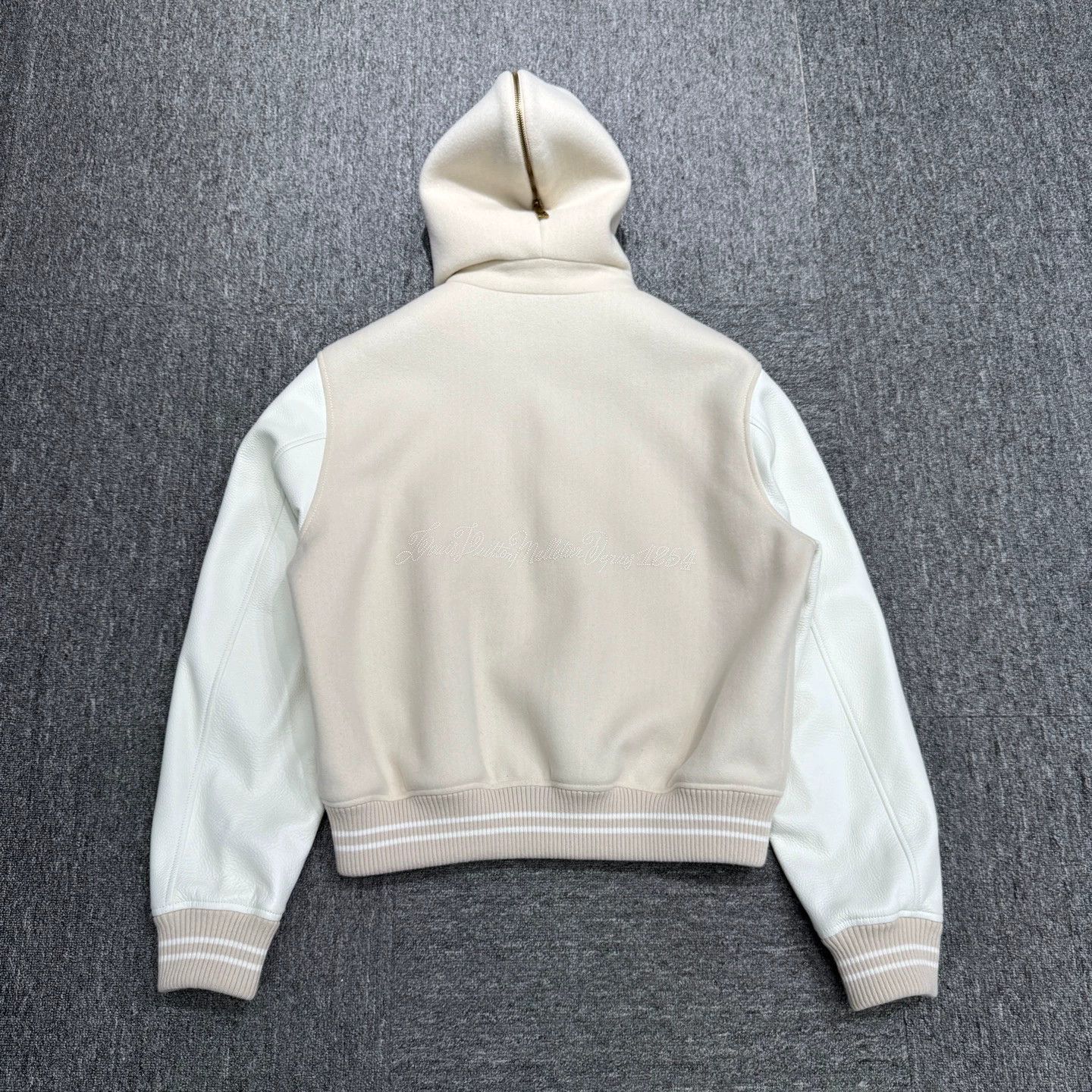 Louis Vuitton LV Conch Embroidery Wool Leather Panel Jkt 50 Size US M / EU 48-50 / 2 - 6 Thumbnail