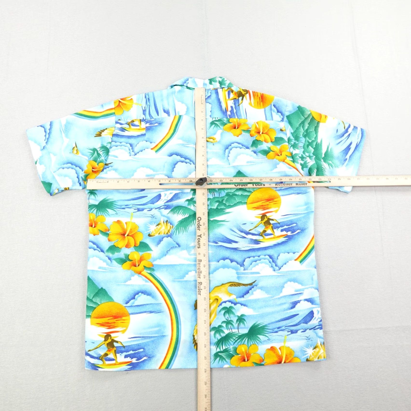 Vintage Maluna Hawaii Shirt Mens Medium Blue Floral Hawaiian Aloha Rainbows Camp