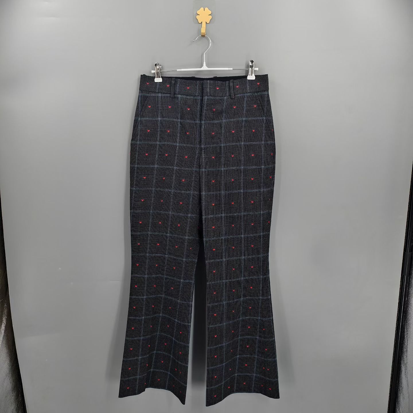 Gucci Gucci Heart Print Plaid Pants Size 38 Size 26" / US 2 / IT 38 - 1 Thumbnail
