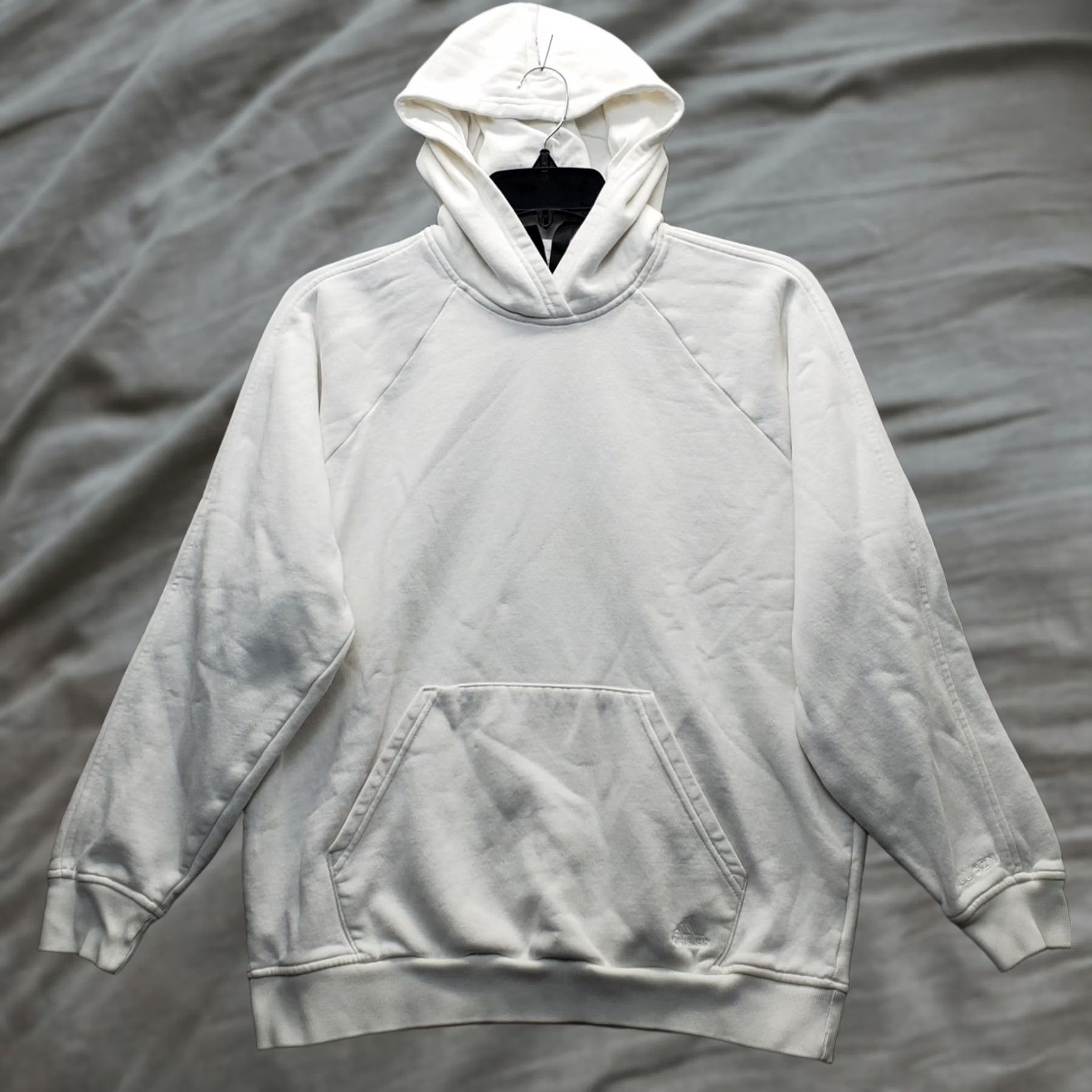 Adidas Adidas Womens Small White Embroidered Logo Hoodie Pullover Athletic Fleece Lined Raglan Sleeve Size S / US 4 / IT 40 - 1 Thumbnail