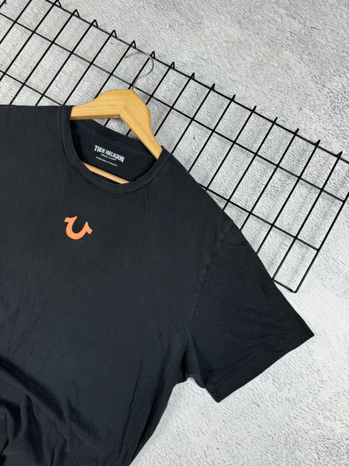 True Religion × Vintage True Religion Center Logo T Shirt SK8 y2k streetwear XL size Size US XL / EU 56 / 4 - 3 Thumbnail