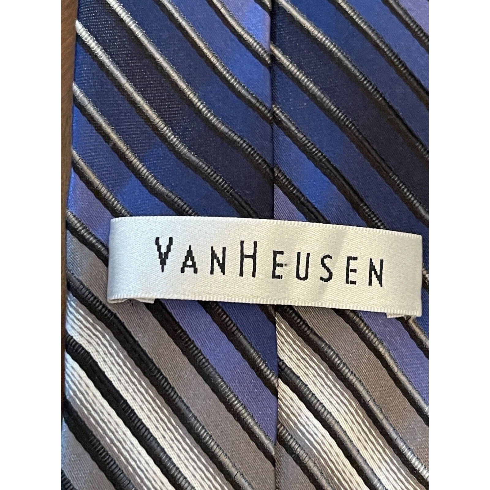Van Heusen Van Heusen Blue Gray Black 100% Silk Made In China Size ONE SIZE - 8 Thumbnail