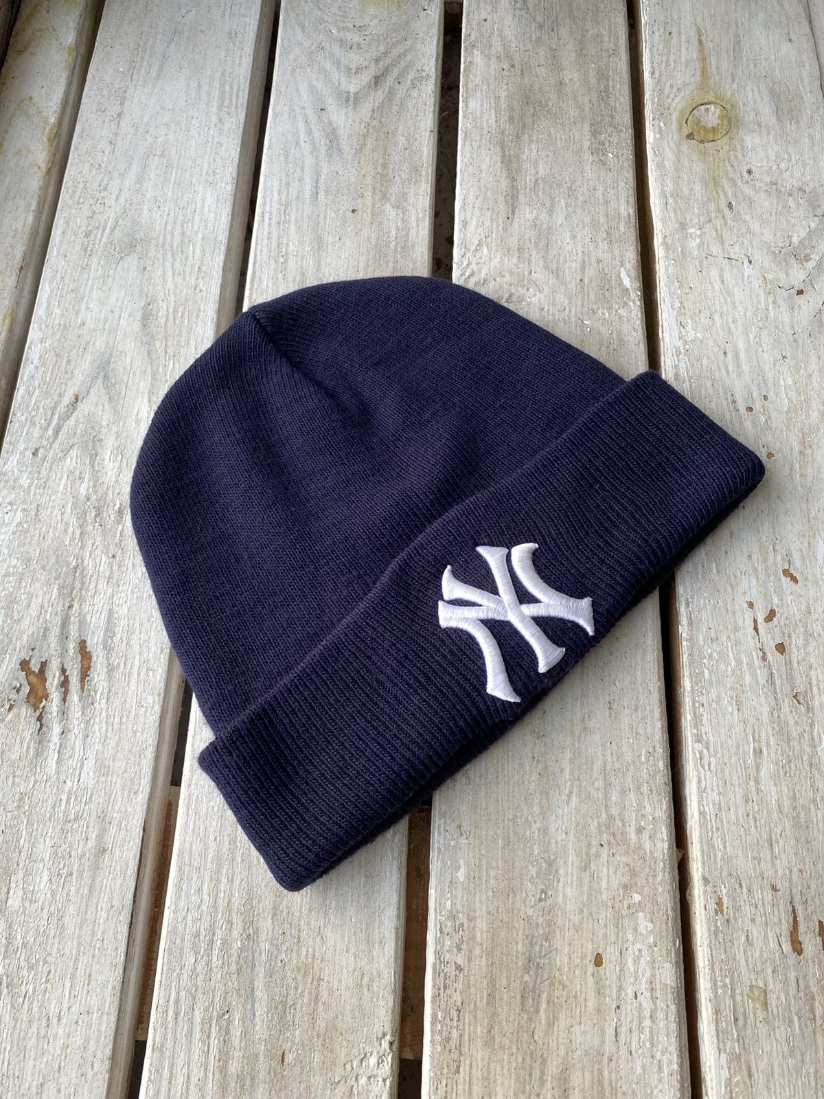 New Era × New York Yankees Vintage 90s New Era New York Yankees Logo Hat Size ONE SIZE - 1 Thumbnail