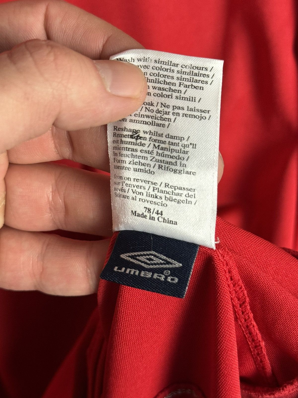 Umbro England National Team 06/08 Away Lennon Football Jersey Size US XL / EU 56 / 4 - 9 Thumbnail