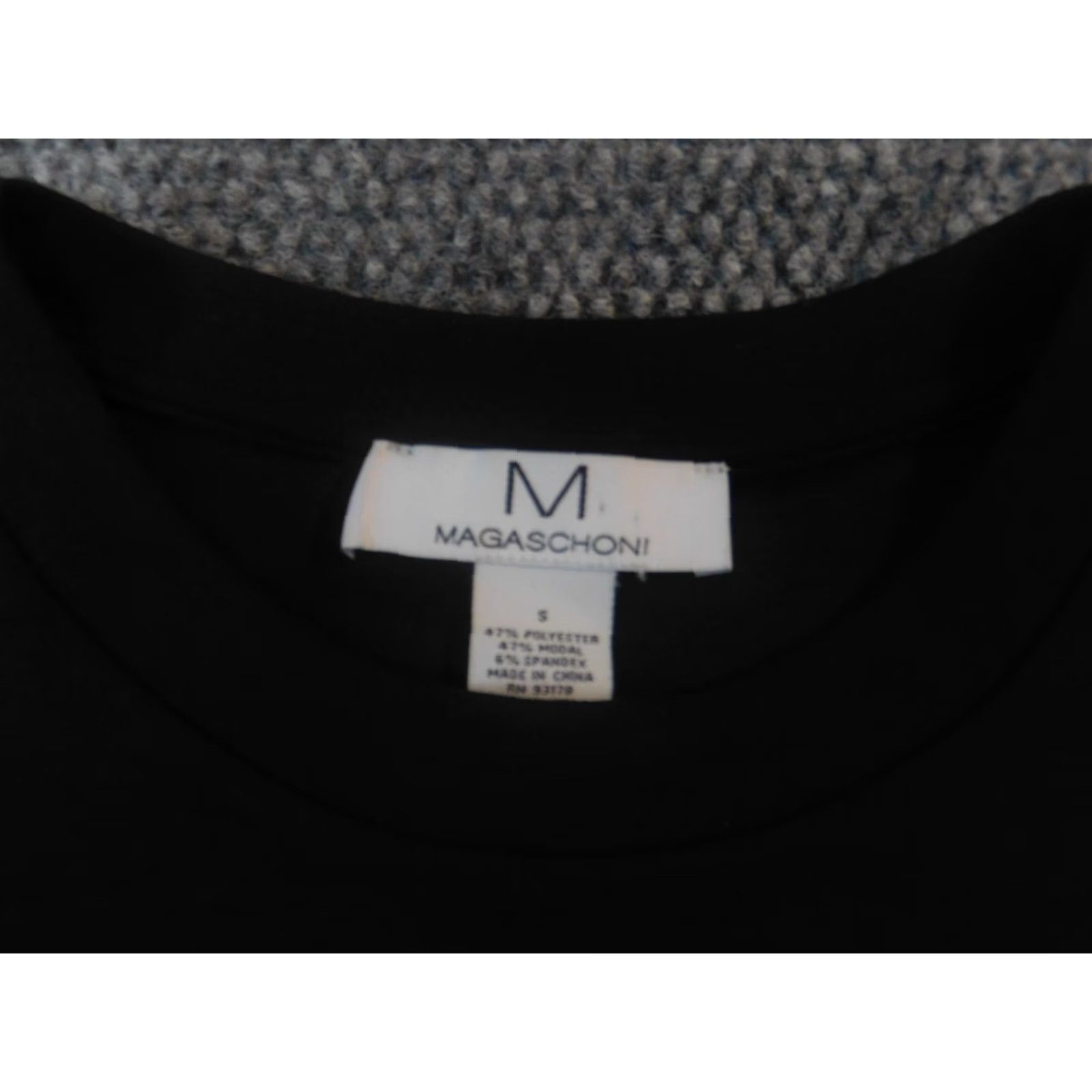 Vintage Magaschoni Womens Sweater Small pullover black solid crew neck long sleeve chunky-knit cotton regular stretch casual winter 90s? Size S / US 4 / IT 40 - 5 Thumbnail