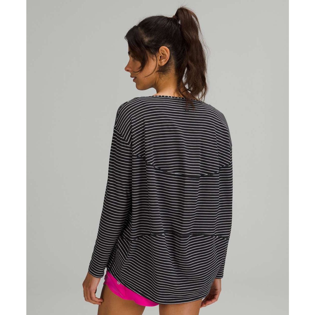 Lululemon Lululemon Black White Striped Hi-Lo Boat Neck 10 - C009 Size L / US 10 / IT 46 - 4 Thumbnail