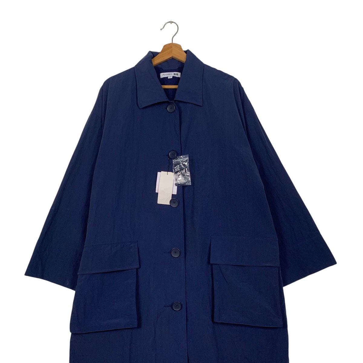 JW Anderson × Uniqlo JW Anderson x Uniqlo Overcoat Size M / US 6-8 / IT 42-44 - 2 Thumbnail