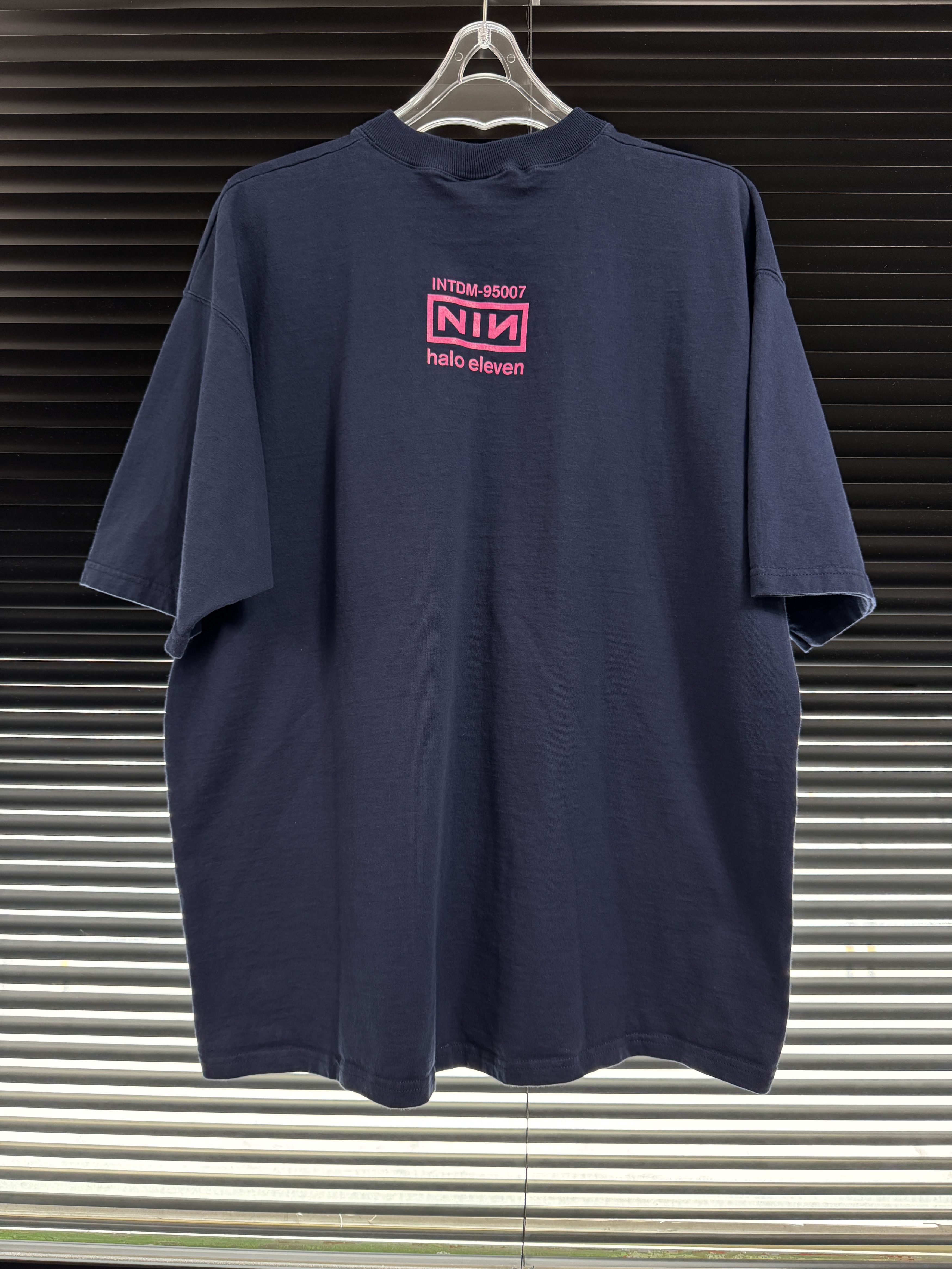 Band Tees Vintage 90s Nine Inch Nails "The Perfect Drug" Tee Size US XL / EU 56 / 4 - 2 Thumbnail