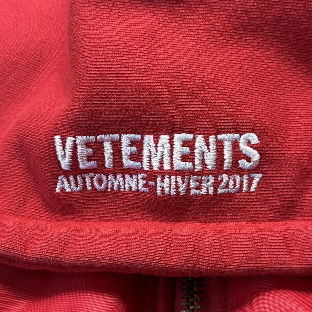 Vetements Vetements AW16 cropped red Bomber MA1 jacket Size US M / EU 48-50 / 2 - 4 Thumbnail