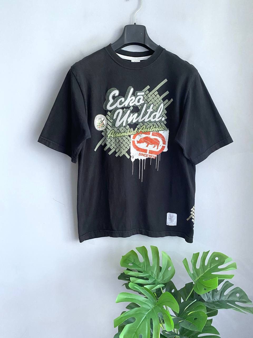 Ecko Unltd. Vintage Ecko Unltd Y2K Graphic Skatebording T-Shirt, Size S Size US S / EU 44-46 / 1 - 1 Thumbnail