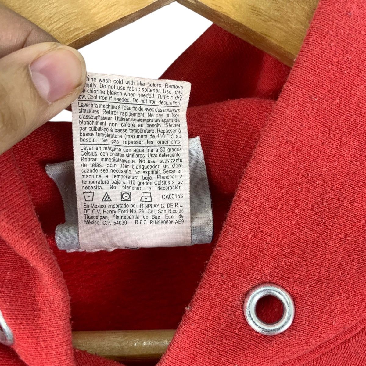 Champion Vintage CHAMPION PRODUCTS ECO Collection Red Hoodie Pullover Size US L / EU 52-54 / 3 - 10 Thumbnail