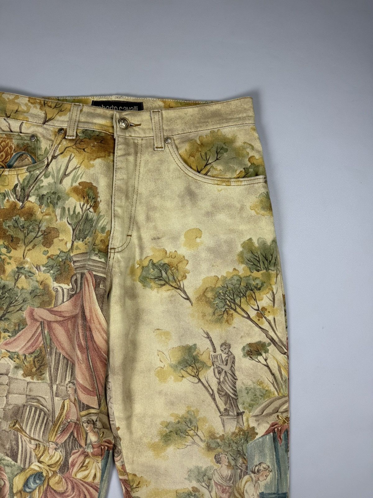 Roberto Cavalli Rare Roberto Cavalli Renaissance Angels Overprinted Jeans Size 32" / US 10 / IT 46 - 9 Thumbnail