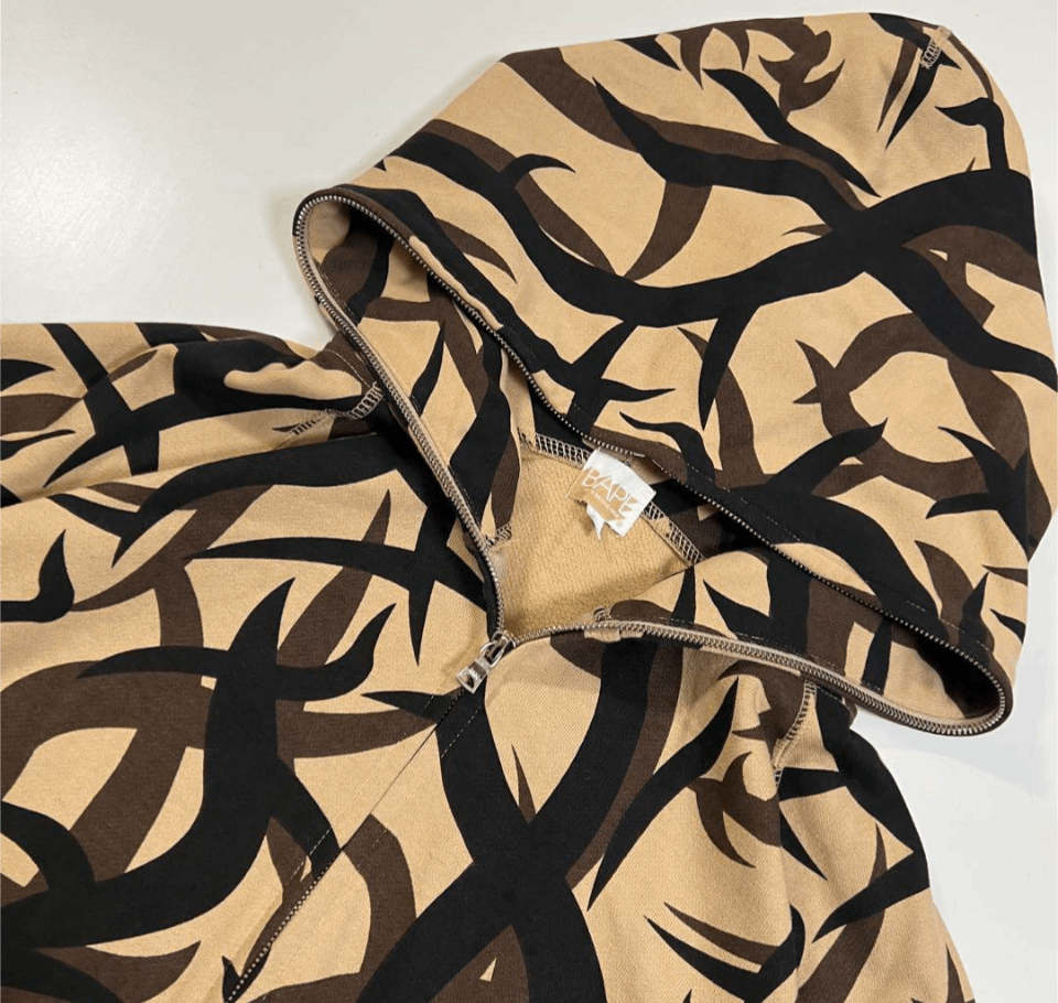 Bape Bape Bape Vintage 2000s Tribal Camouflage zip-up hoodie Size US L / EU 52-54 / 3 - 3 Thumbnail