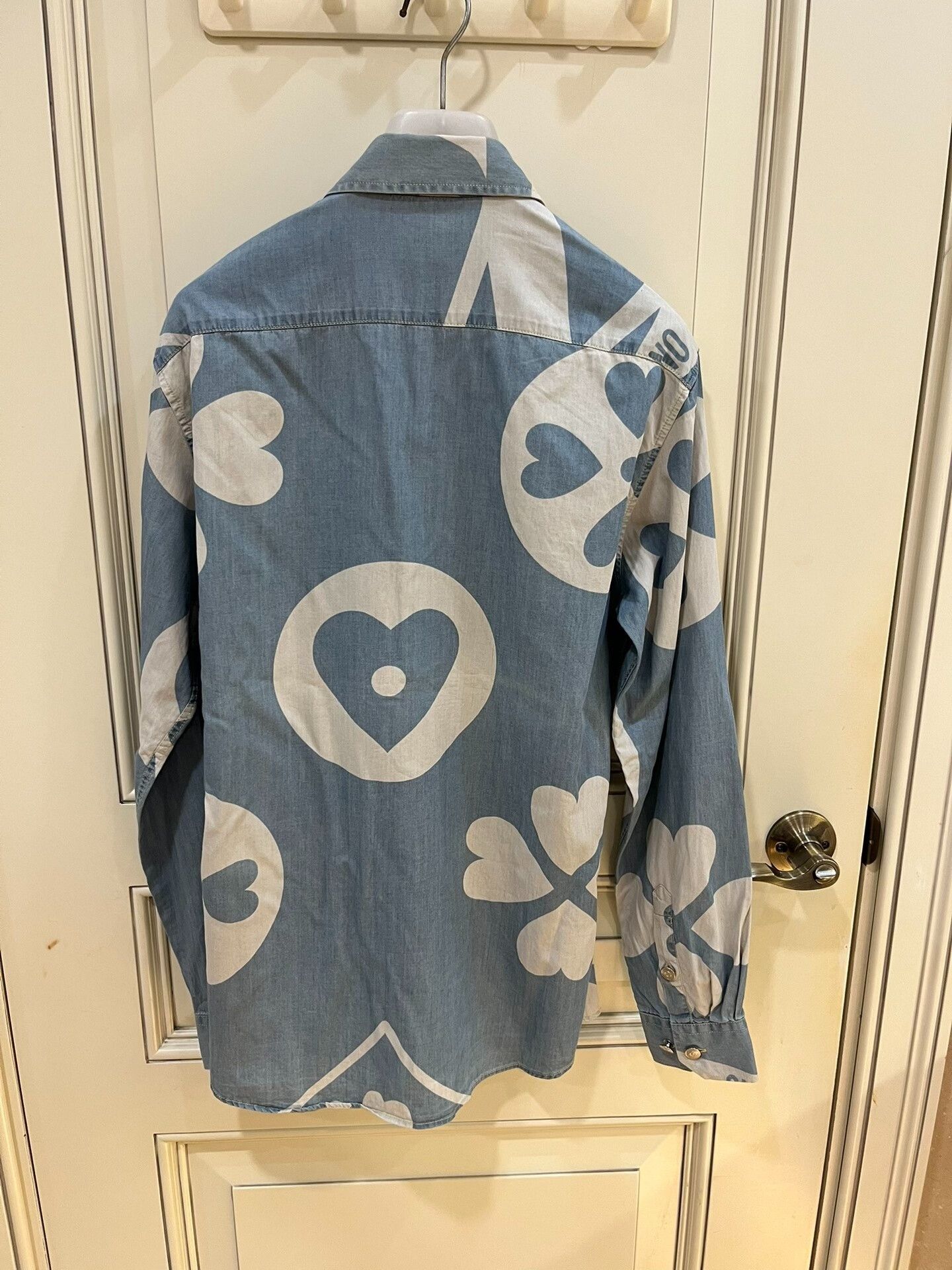 Moschino Moschino Light Blue Printed Denim Shirt Size US M / EU 48-50 / 2 - 5 Thumbnail