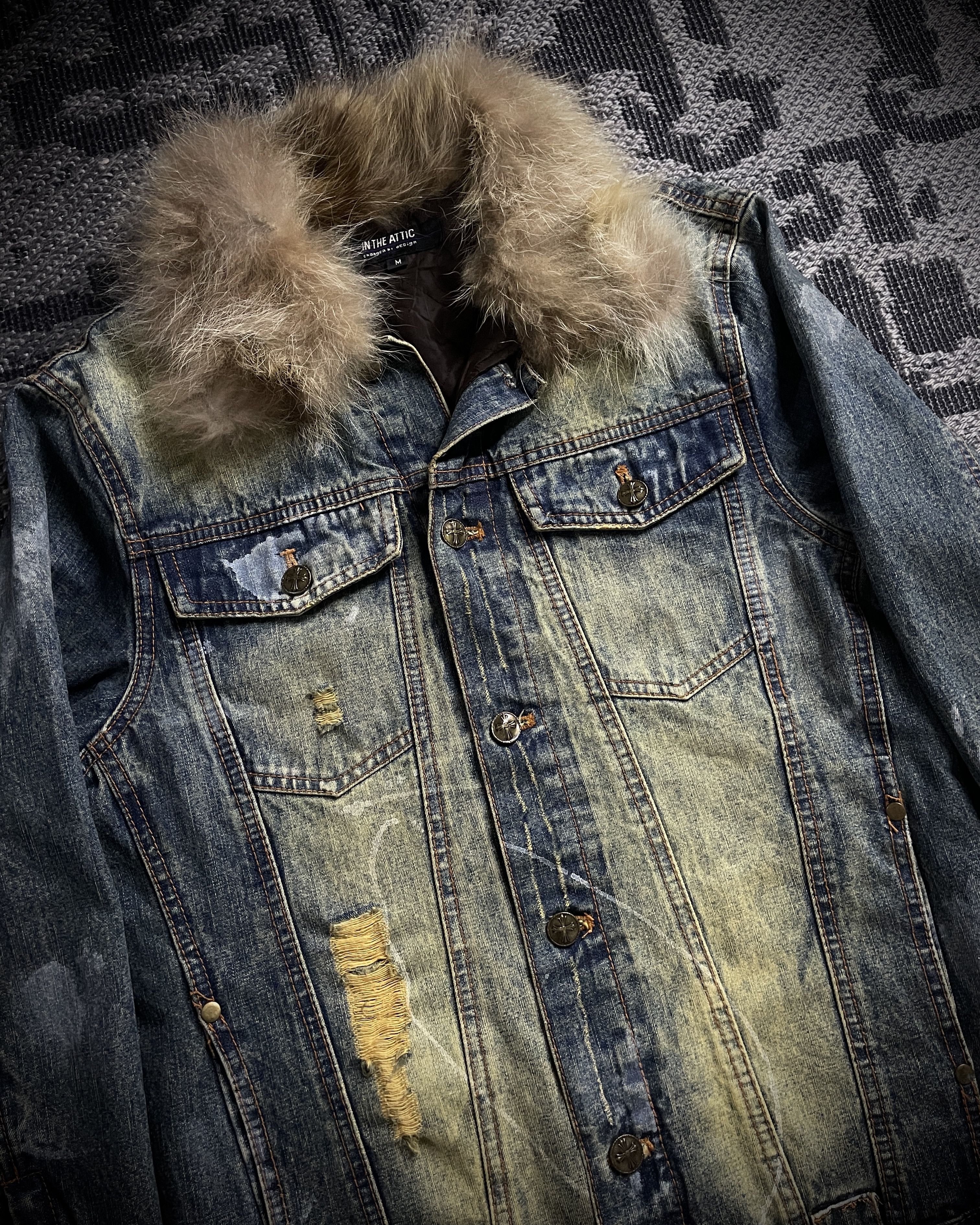 In The Attic In The Attic Raccoon Fur Distressed Jeans Jacket Size US S / EU 44-46 / 1 - 3 Thumbnail