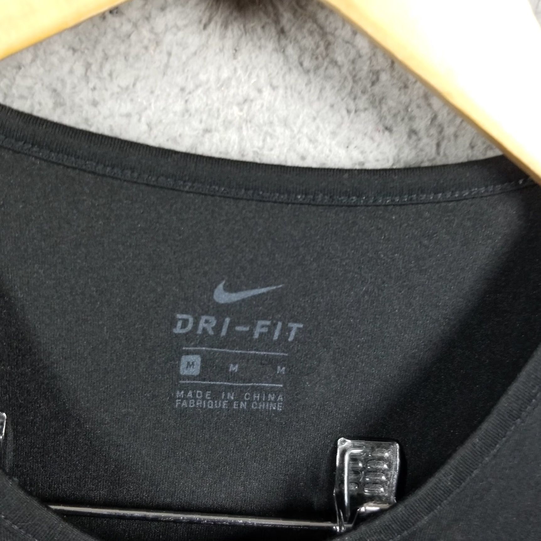 Nike Nike Dri-Fit Tank Top Women Medium Sleeveless Racerback Black - Tennis, Pickleball Shirt, Breathable, Lightweight, Nike Tank Top M Women Size M / US 6-8 / IT 42-44 - 3 Thumbnail