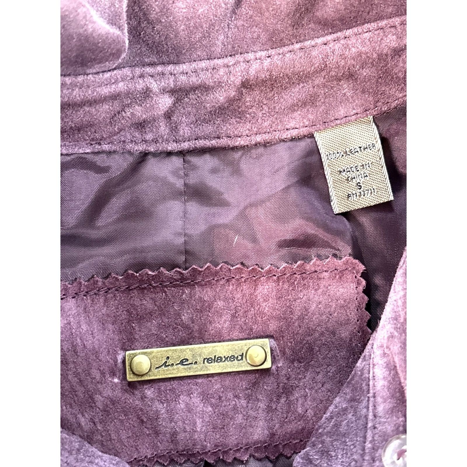 Vintage IE Relaxed Leather Jacket Womens Small Purple Button Pocket Boho Y2K Varsity Style Bohemian Girls Womens Size S / US 4 / IT 40 - 4 Thumbnail