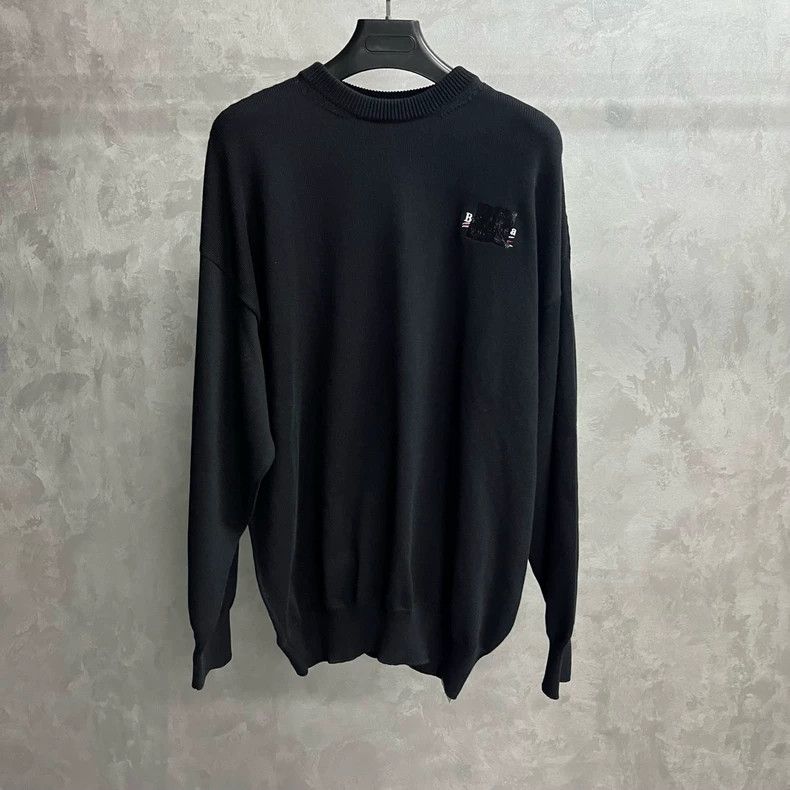 Balenciaga Balenciaga Black printed embroidered crewneck long-sleeve Size US S / EU 44-46 / 1 - 1 Thumbnail