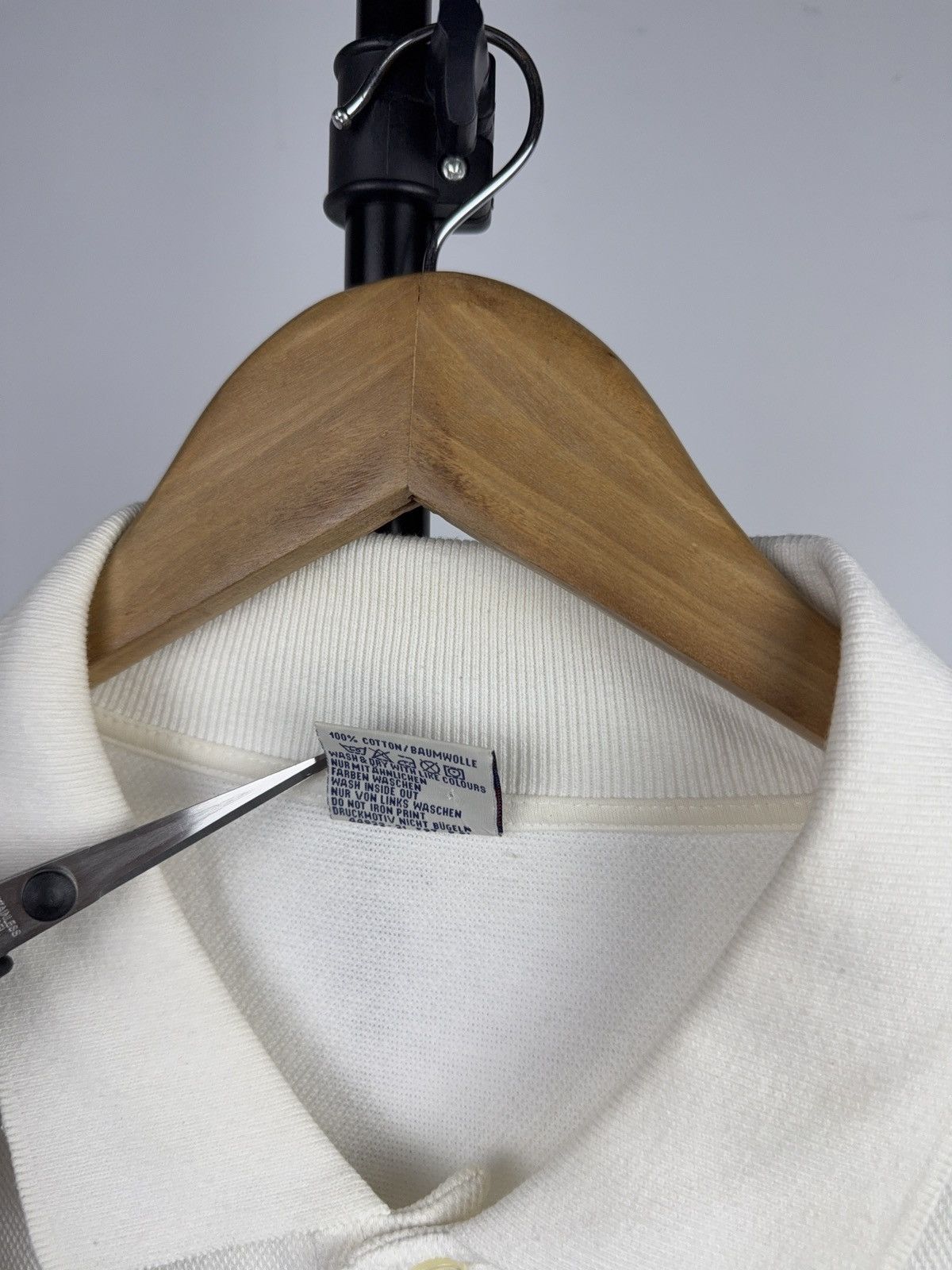 Levi's Vintage Clothing Retro 90s USA Levi’s White Long Sleeve Polo Shirt Red Tab XL Size US XL / EU 56 / 4 - 4 Thumbnail