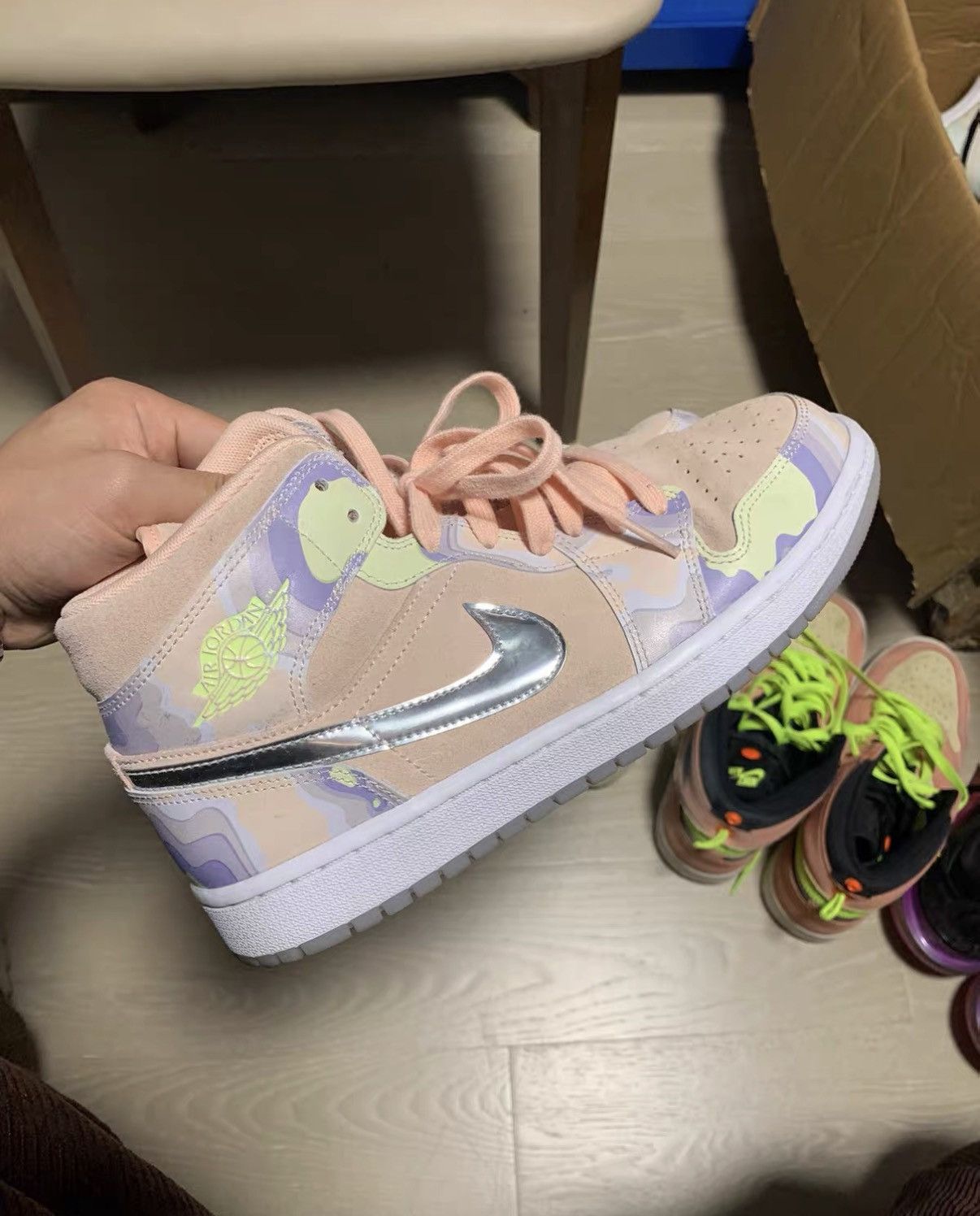 Jordan Brand AJ1 Pale Pink Camo J42 Size US 8 / EU 41 - 1 Thumbnail