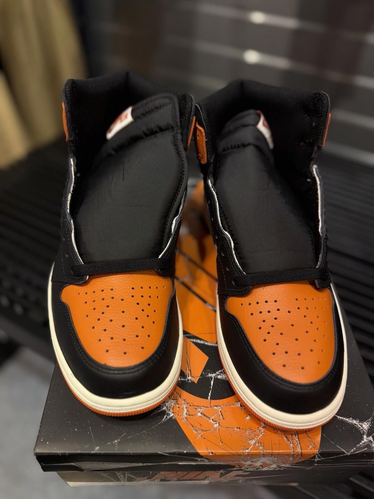 Jordan Brand Size 11 Air Jordan 1 Retro OG 2025 High Shattered Backboard Size US 11 / EU 44 - 7 Thumbnail