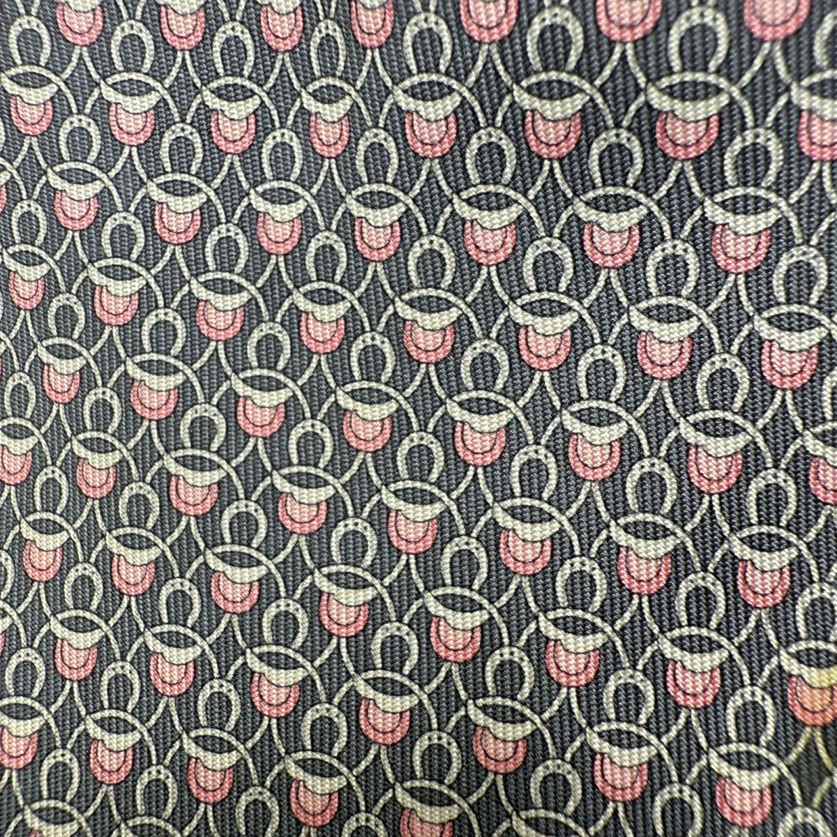 Salvatore Ferragamo Salvatore Ferragamo Silk Tie, Gray, Made in Italy, Like New Size ONE SIZE - 3 Thumbnail