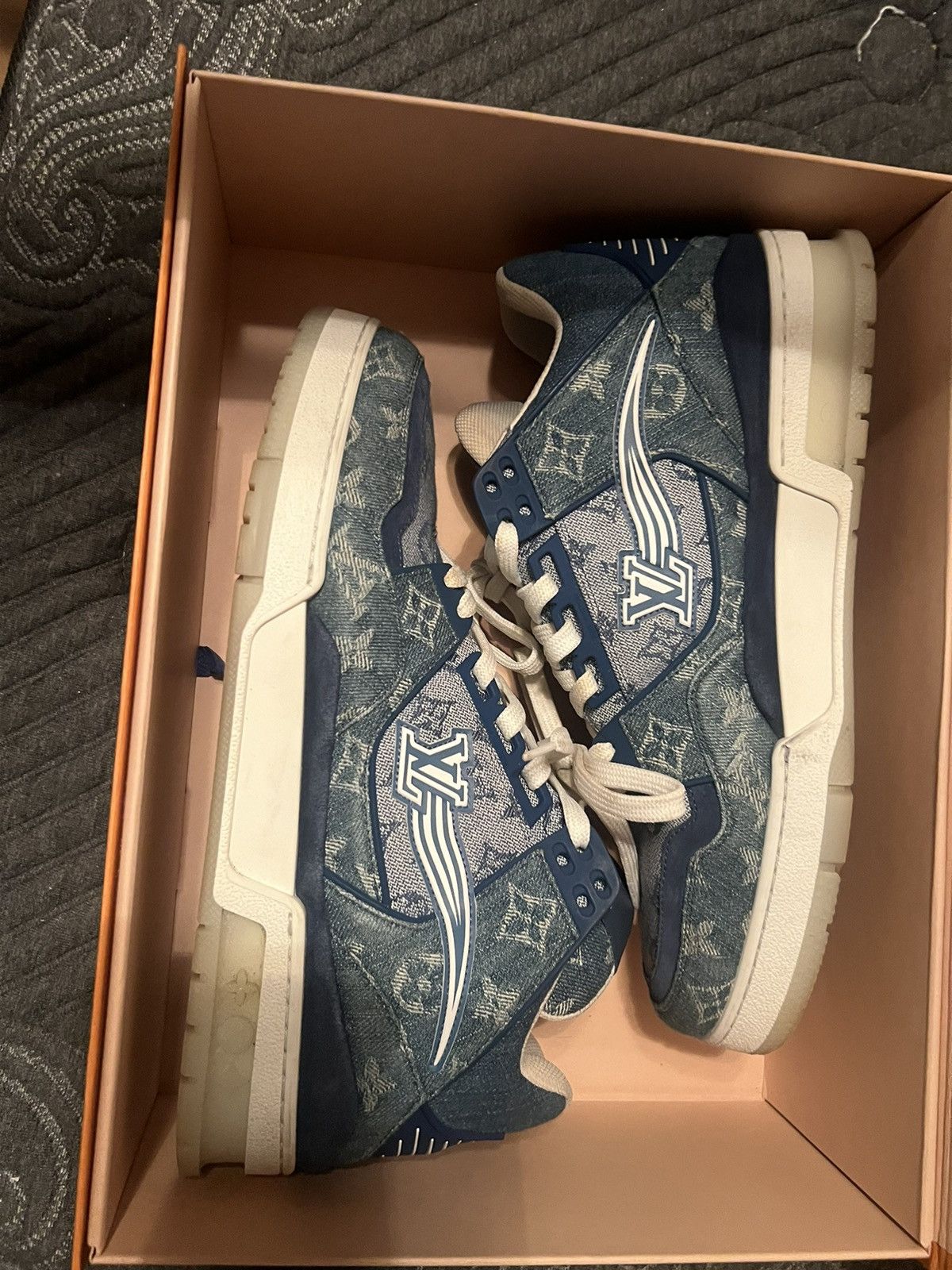 Designer × Louis Vuitton Louis Vuitton trainer monogram denim Size US 10 / EU 43 - 13 Thumbnail
