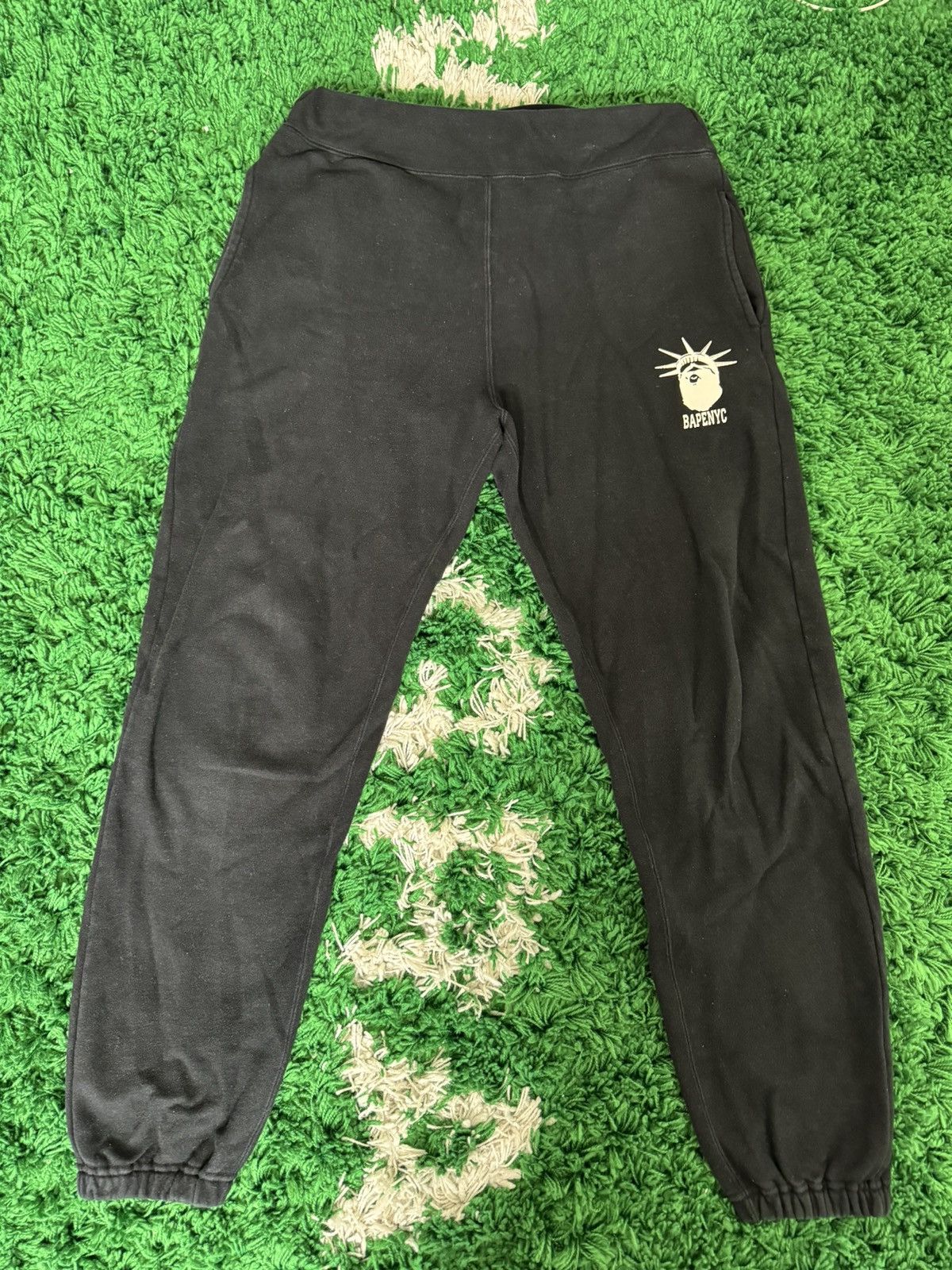 image of Bapenyc Sweatpants in Black, Men's (Size 32)
