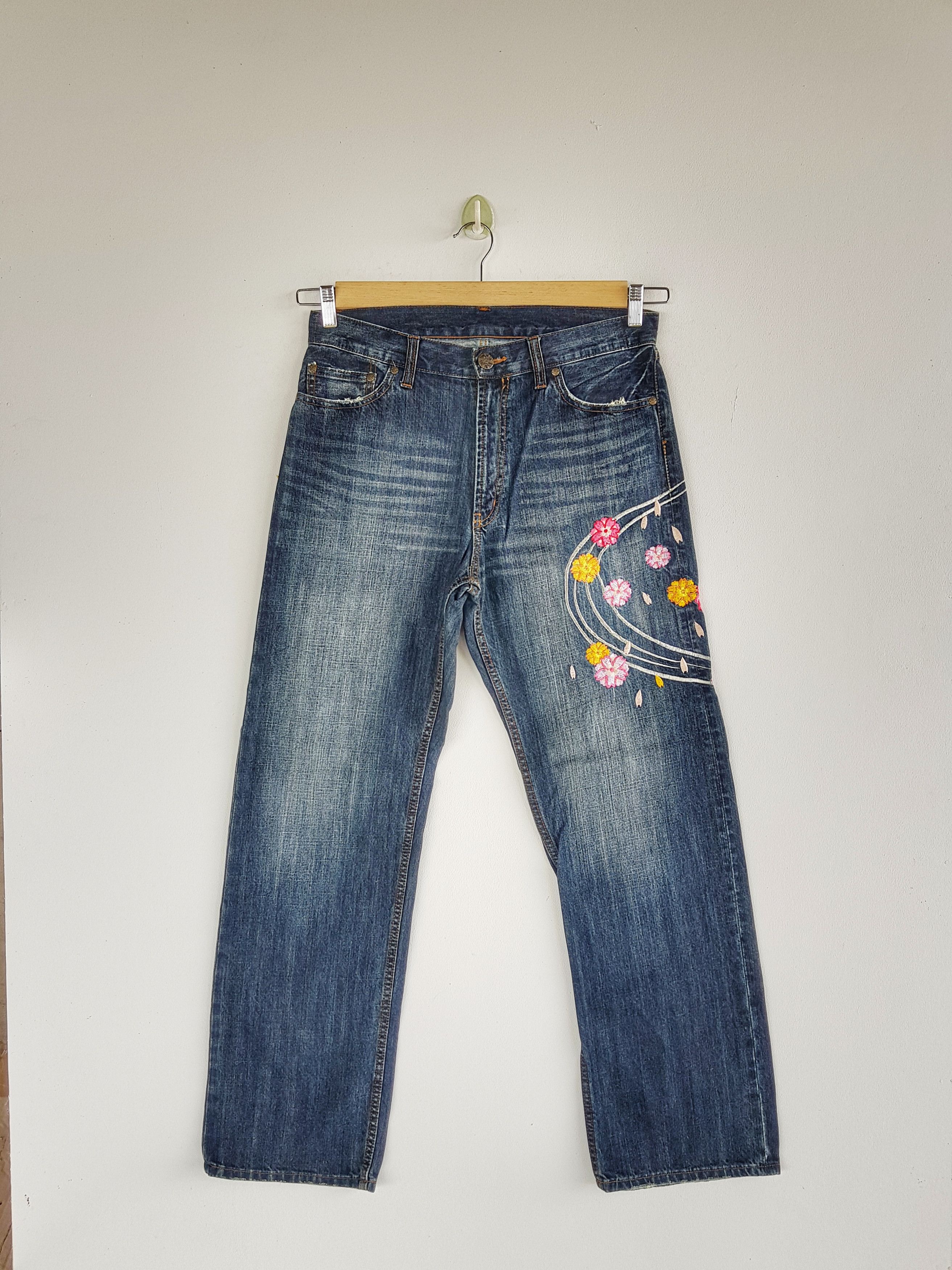 Japanese Brand Vintage Japanese Sukajan Jeans Embroidery Sakura Denim Size US 32 / EU 48 - 1 Thumbnail