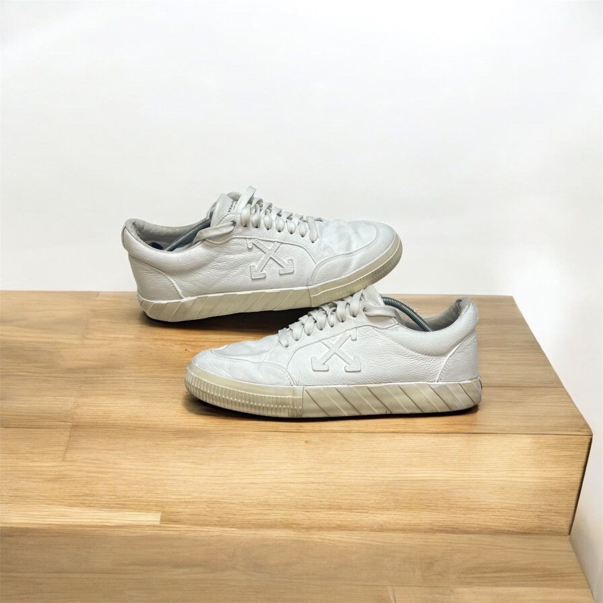 Off-White Off White Vulcanized White Leather Sneaker Size US 10 / EU 43 - 1 Thumbnail