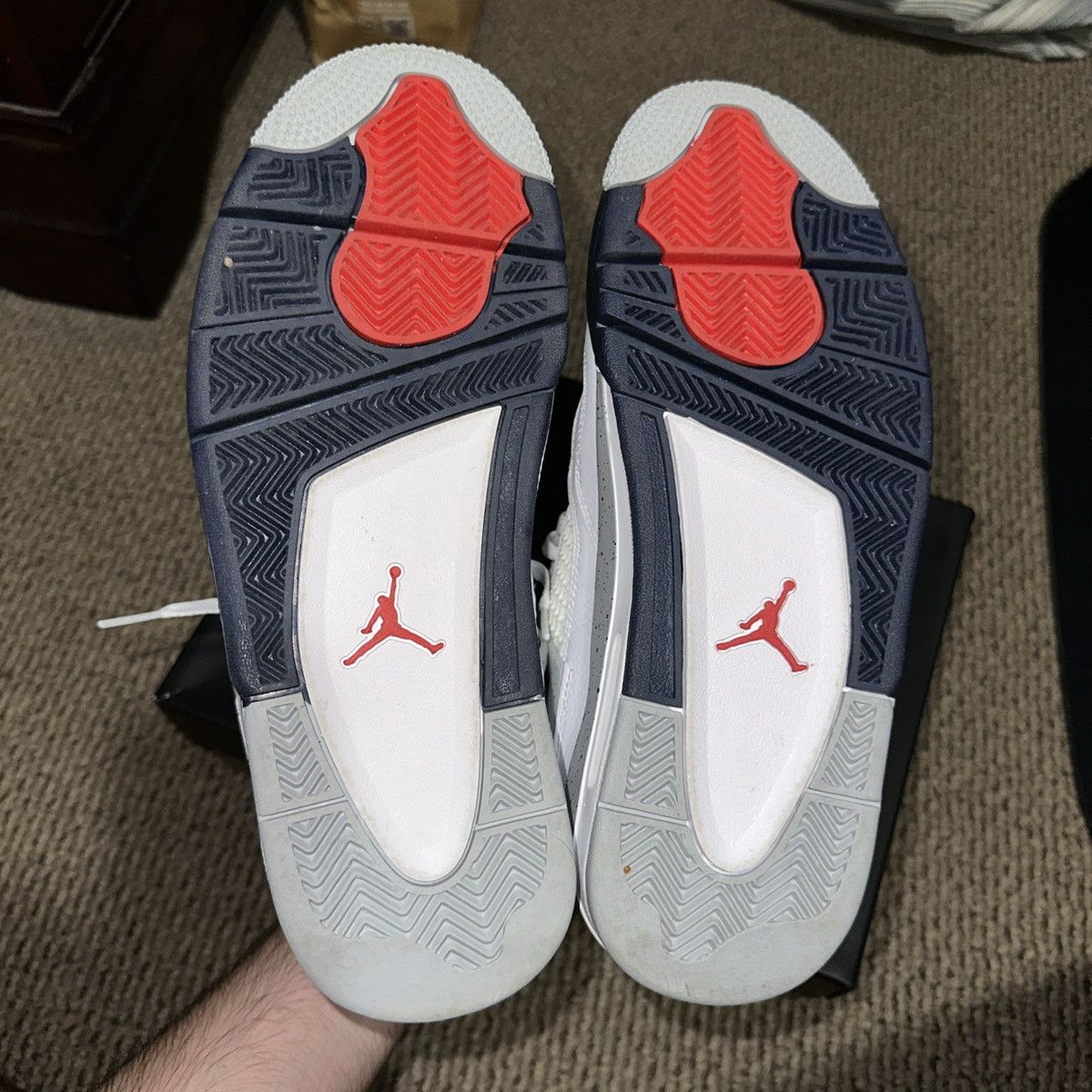 Jordan Brand × Nike Jordan 4 Retro Midnight Navy (GS) Size US 7 / EU 40 - 6 Thumbnail
