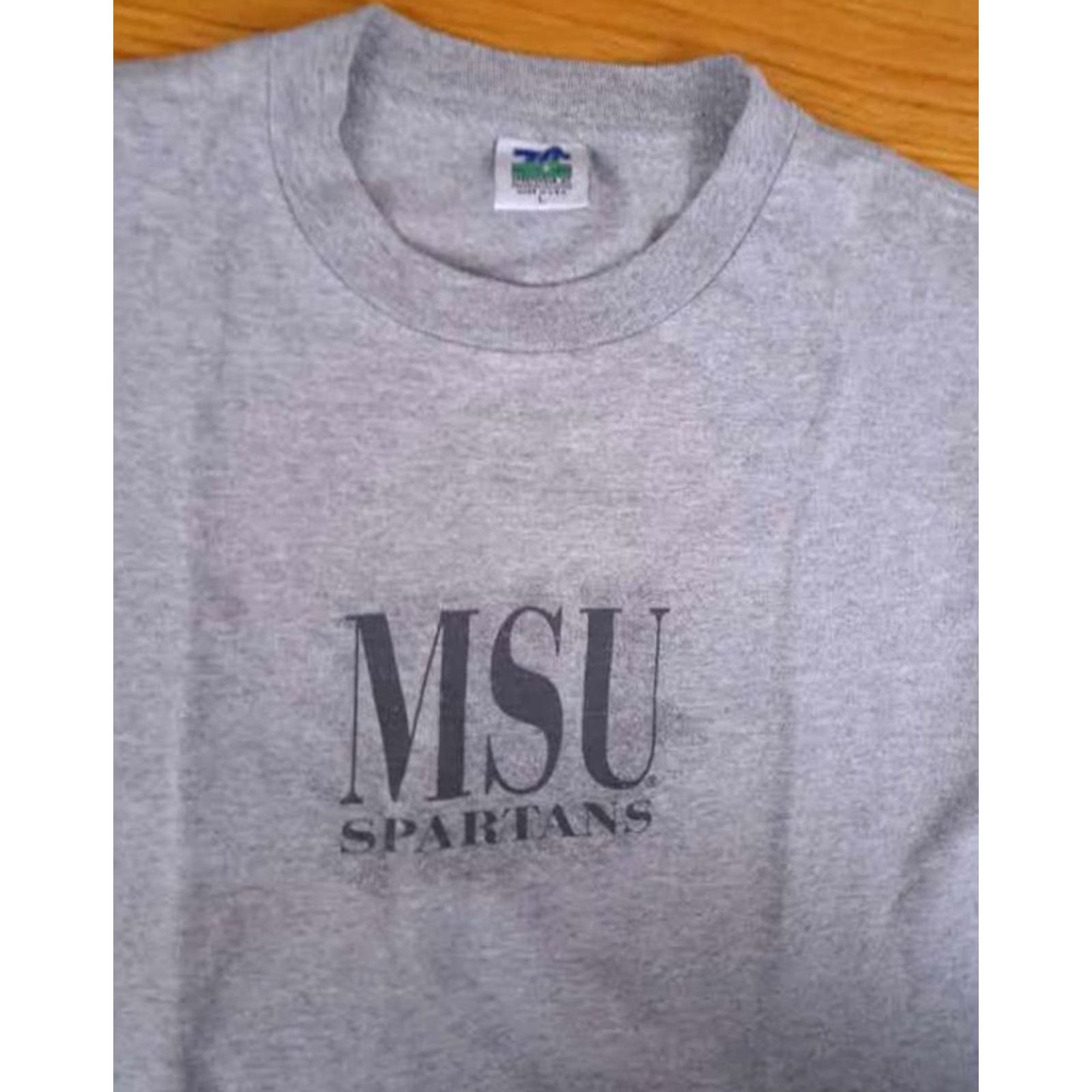 Vintage VINTAGE TLC Michigan State MSU Spartans USA Made Grey T-Shirt L Men Crew Neck Short Sleeve Cotton Gray 20in Chest 28in Long Sparty Size US L / EU 52-54 / 3 - 3 Thumbnail
