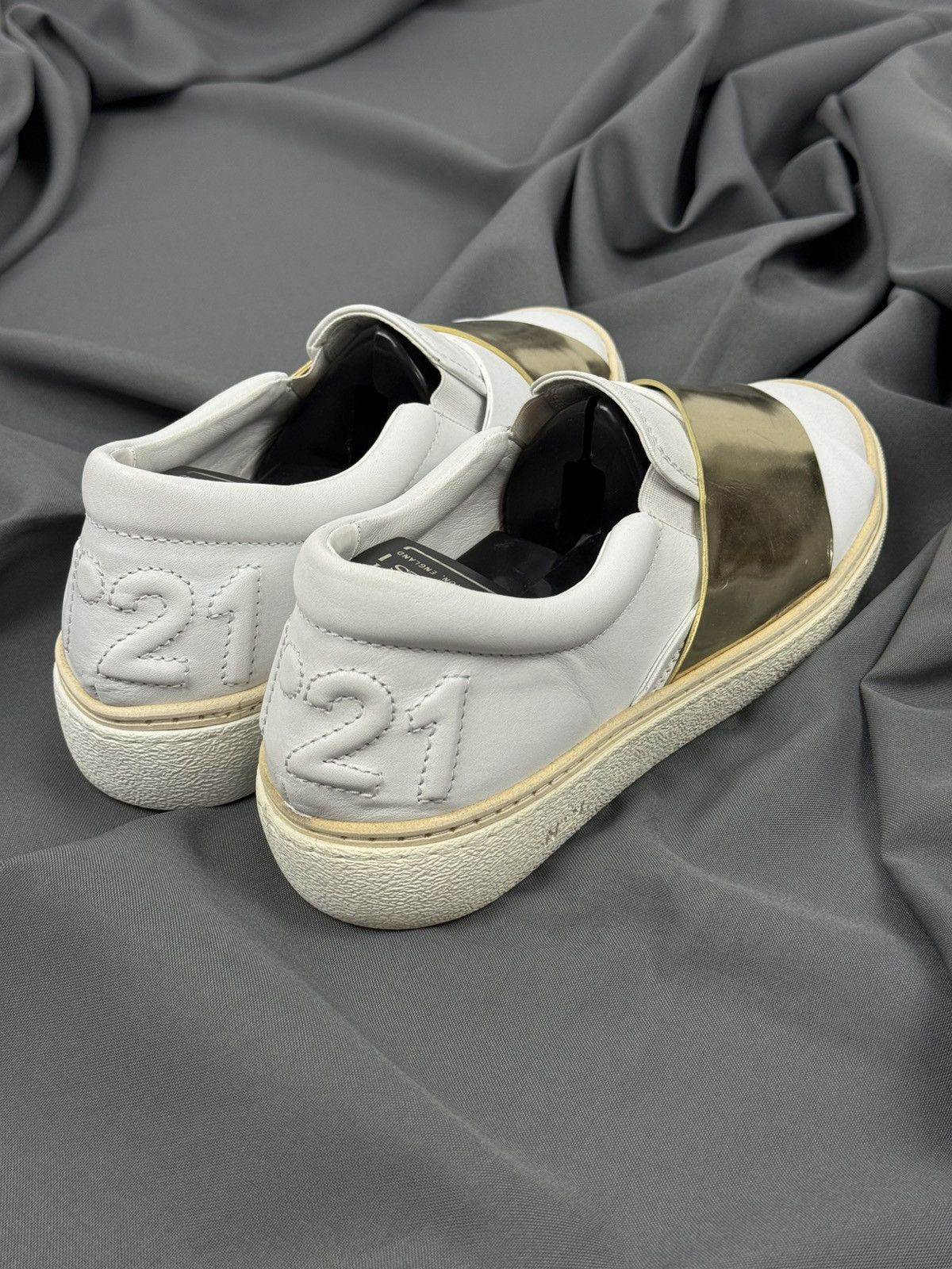 N21 N21 Slip On Leather White/Gold Shoes Made in Italy Size US 9 / EU 42 - 5 Thumbnail