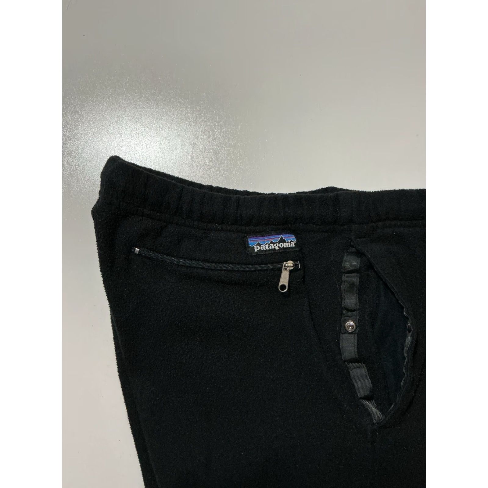 Patagonia VINTAGE Patagonia Pants Fleece Snap Pocket Outdoor Made In USA Black Sz S Men Size US 29 - 6 Thumbnail