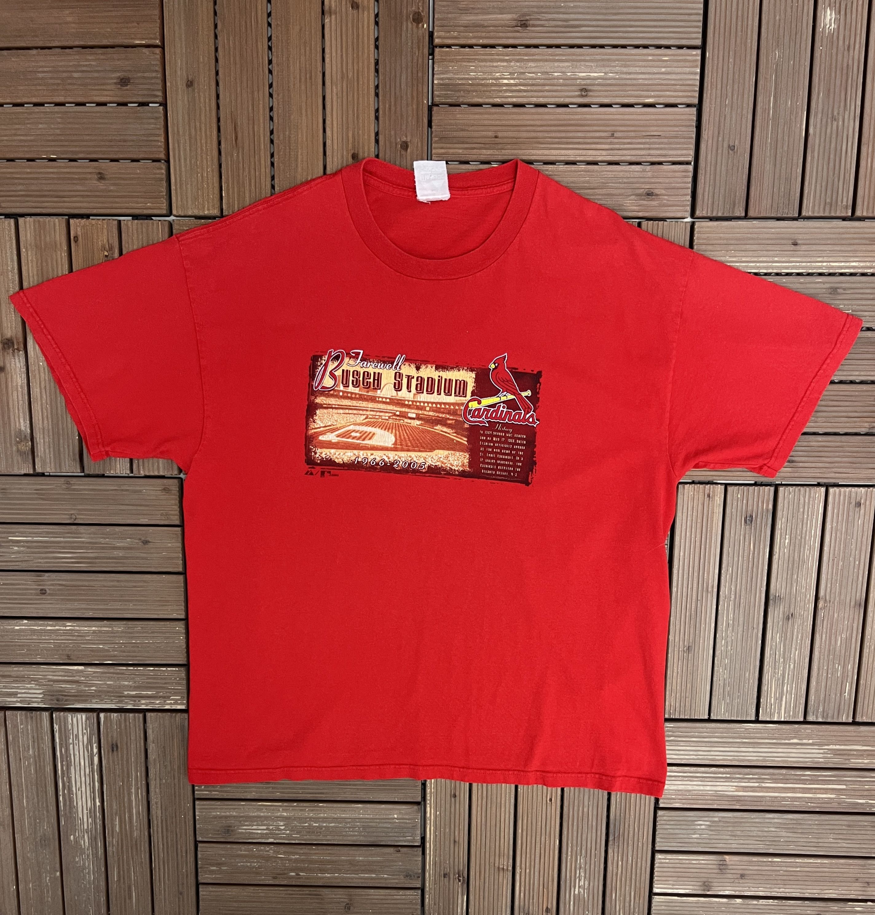 Majestic × Vintage St. Louis Cardinals Farewell Busch Stadium Vintage Tee Size US XL / EU 56 / 4 - 1 Thumbnail
