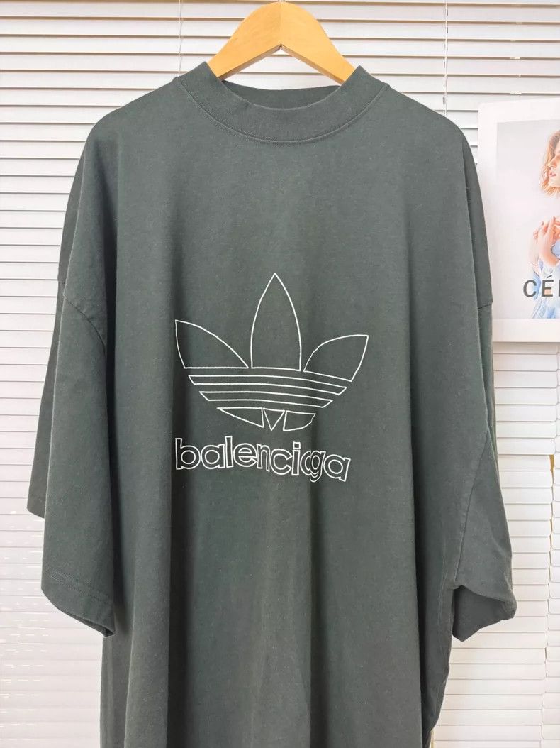 Balenciaga Balenciaga short sleeves 2504-Nextarrow Size US XXL / EU 58 / 5 - 3 Thumbnail