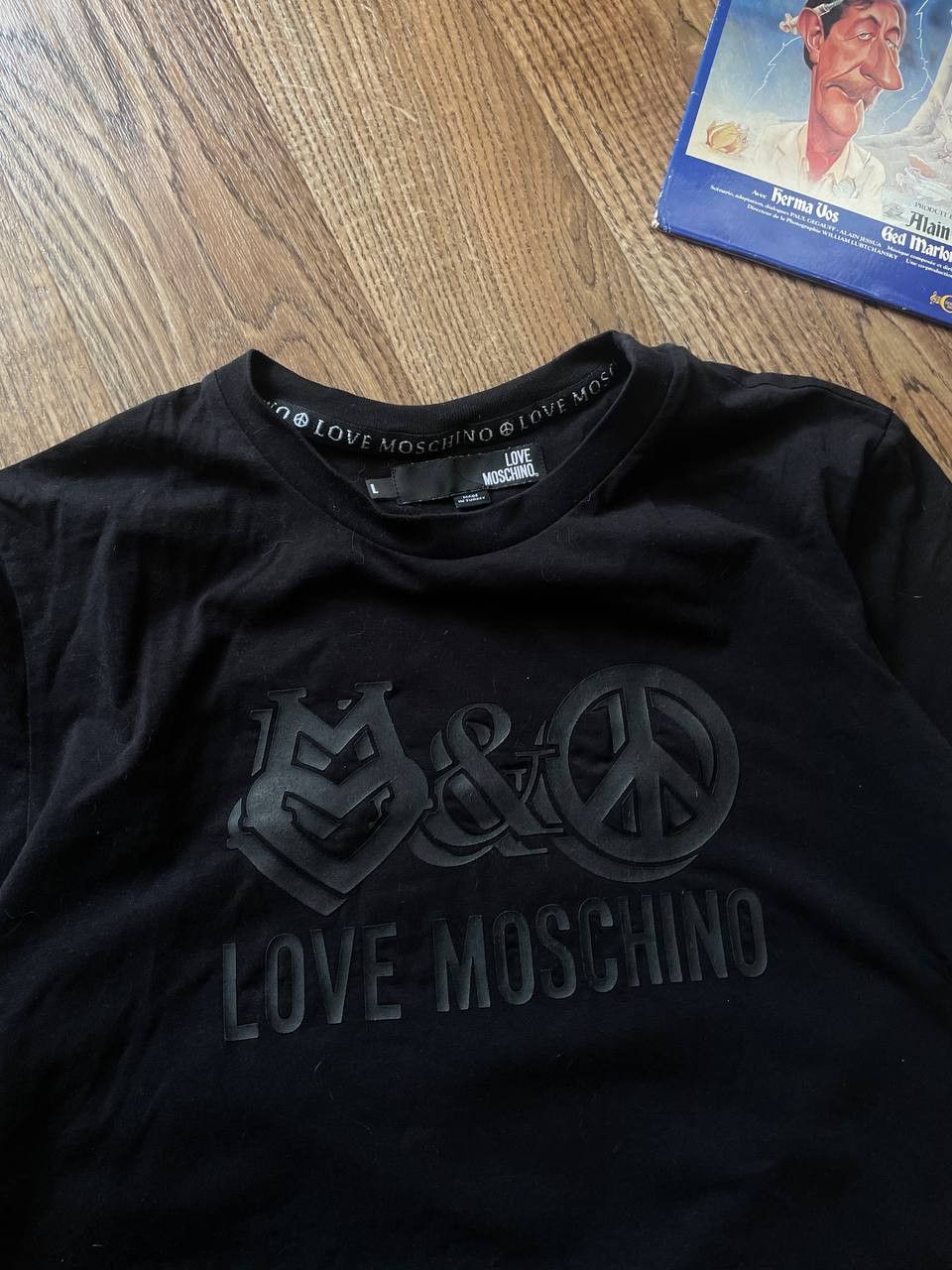 Moschino Love Moschino T-shirt peace logo size Small Size US L / EU 52-54 / 3 - 3 Thumbnail