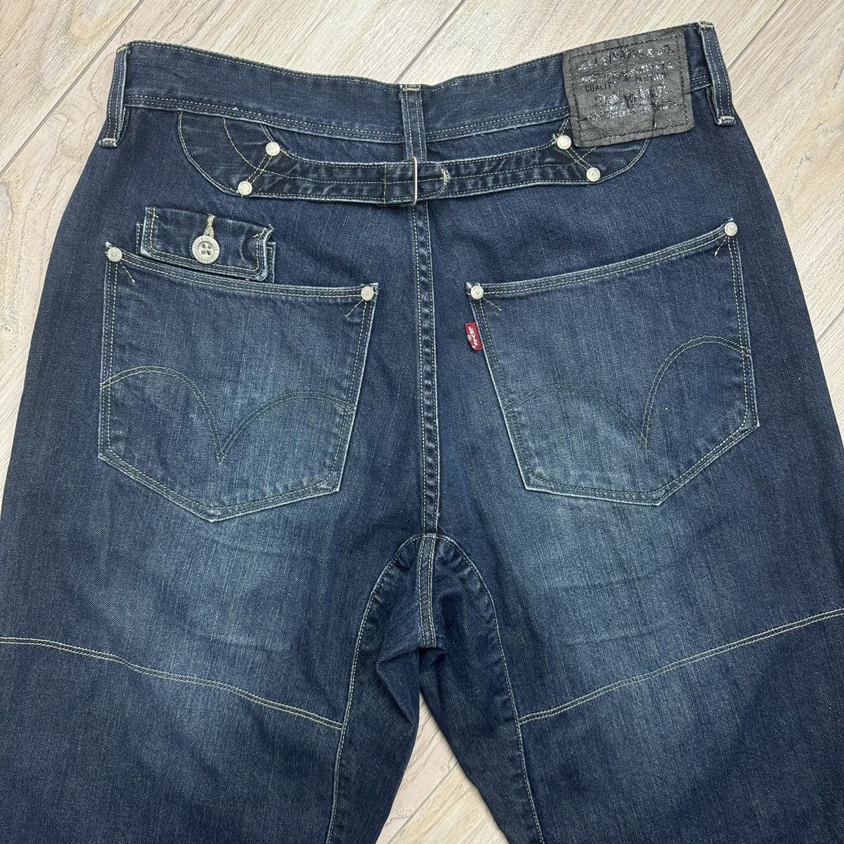 Levi's Rare Levi’s Y2K 3D Cinch Back Avant Garde Denim 3/4 Shorts Size US 30 / EU 46 - 14 Thumbnail