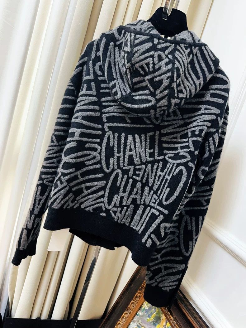 Chanel Chanel 21N Ski Series Coco neige Black Gray Letter Hooded Size XS / US 0-2 / IT 36-38 - 2 Thumbnail